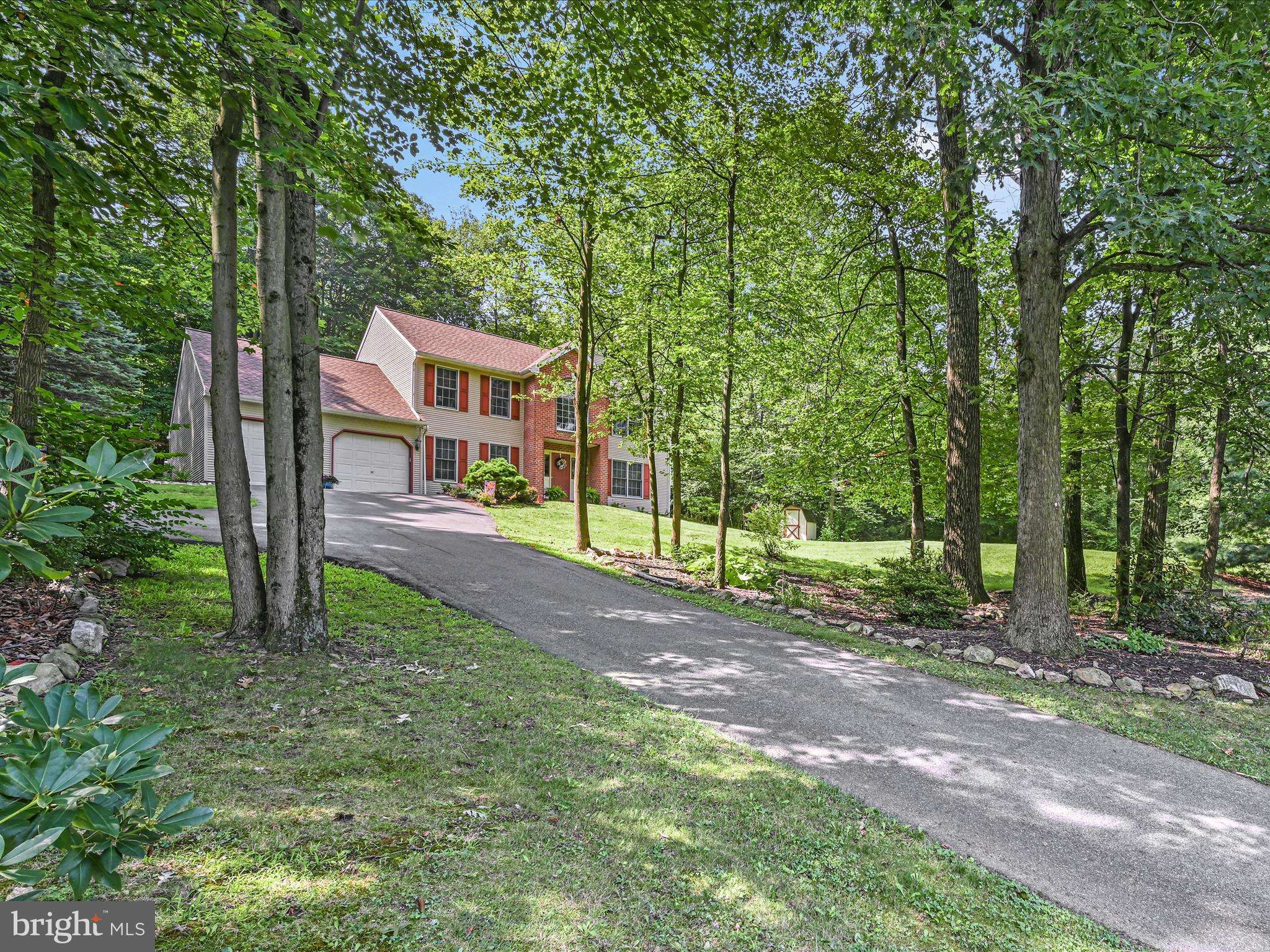 Robesonia, PA 19551,2 WHITETAIL DR