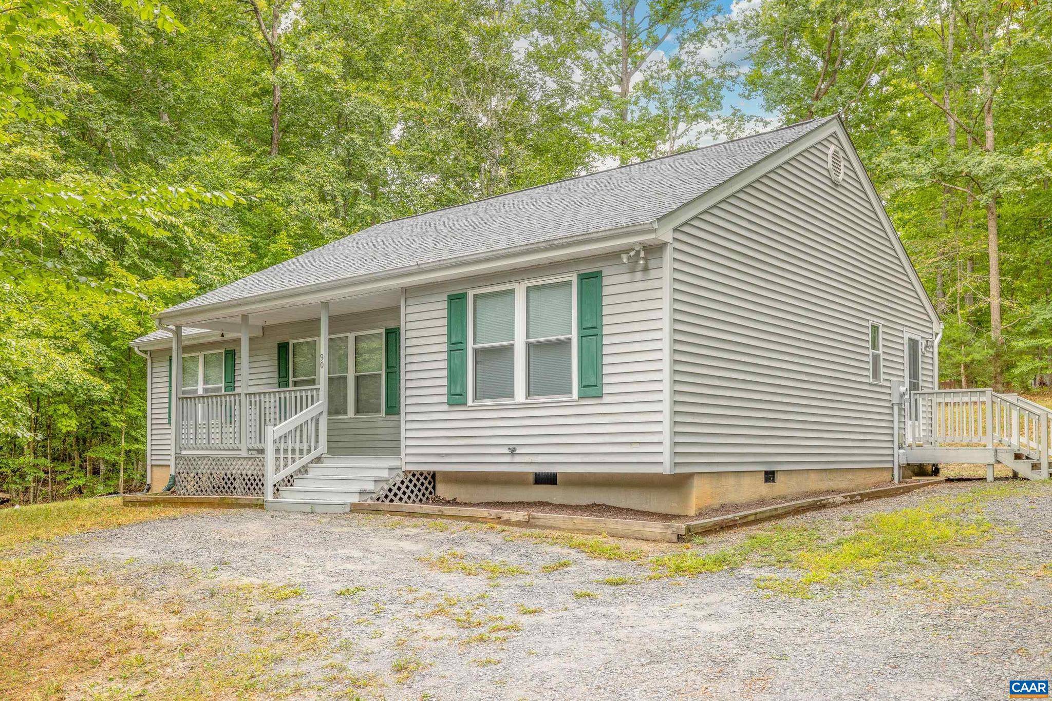 Palmyra, VA 22963,90 RIVERSIDE DR