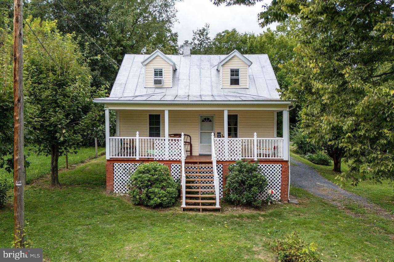 Mount Jackson, VA 22842,204 PAINTER ST