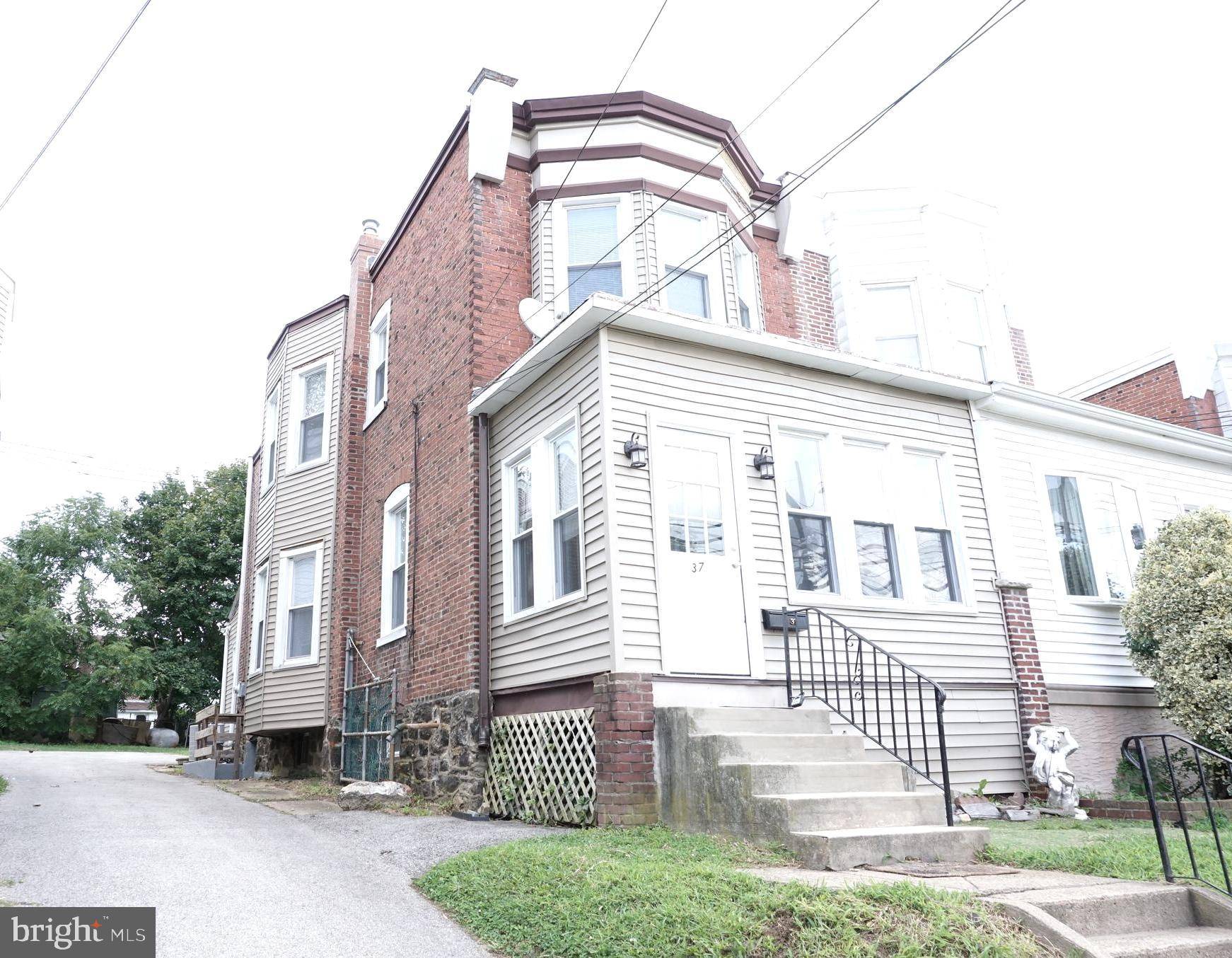 Clifton Heights, PA 19018,37 WALNUT ST