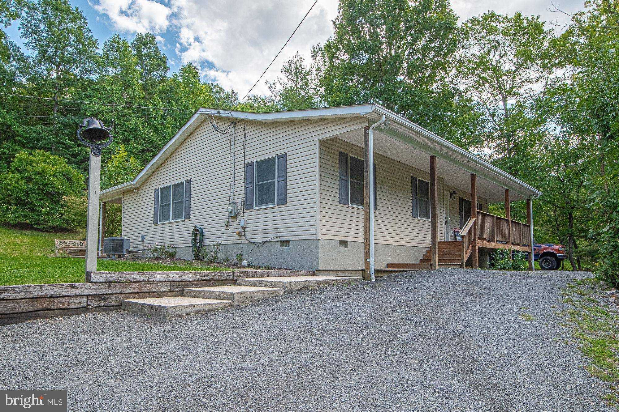 Linden, VA 22642,804 OREGON HOLLOW RD