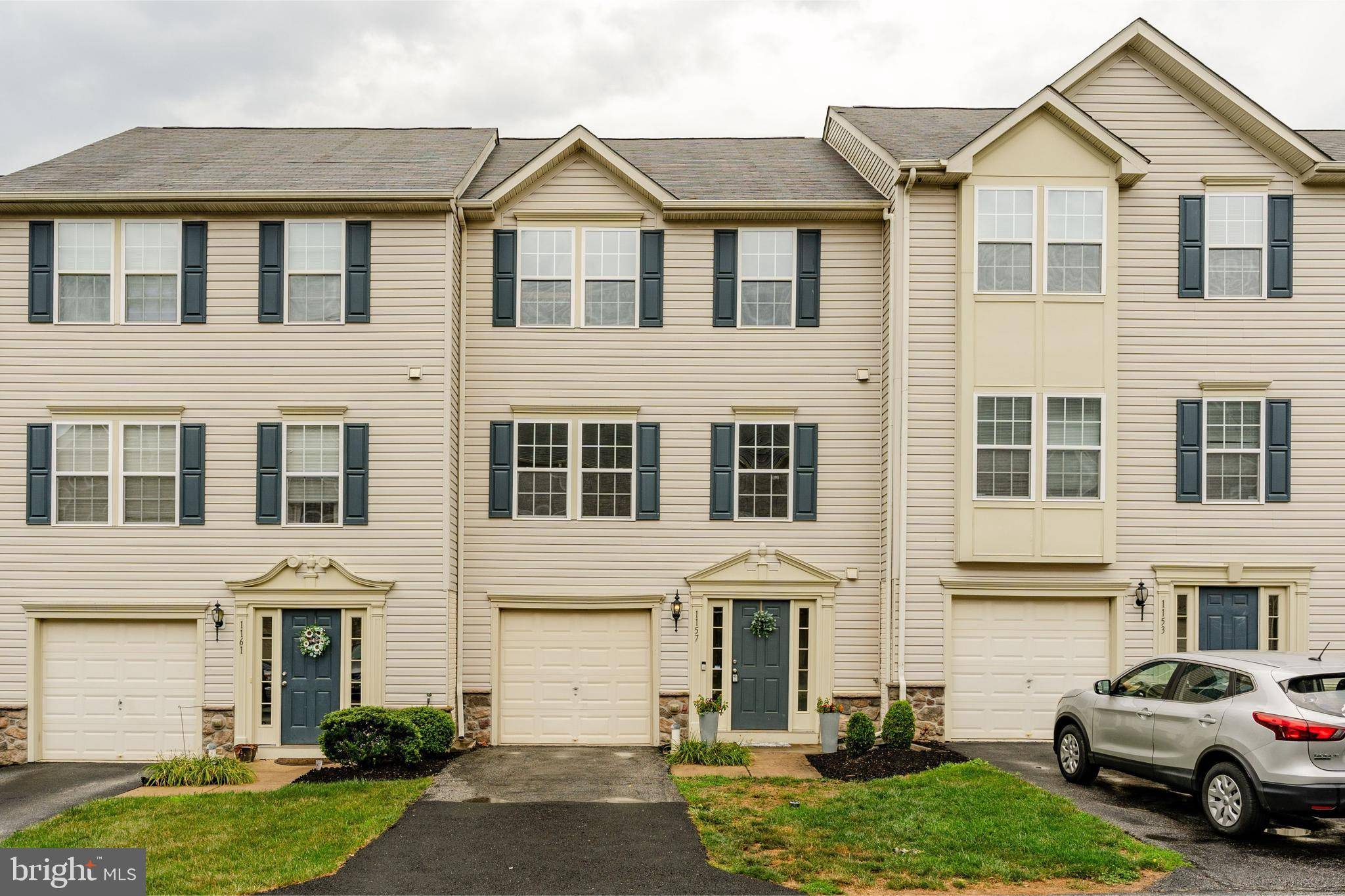 York, PA 17402,1157 BLUE BIRD LN #29