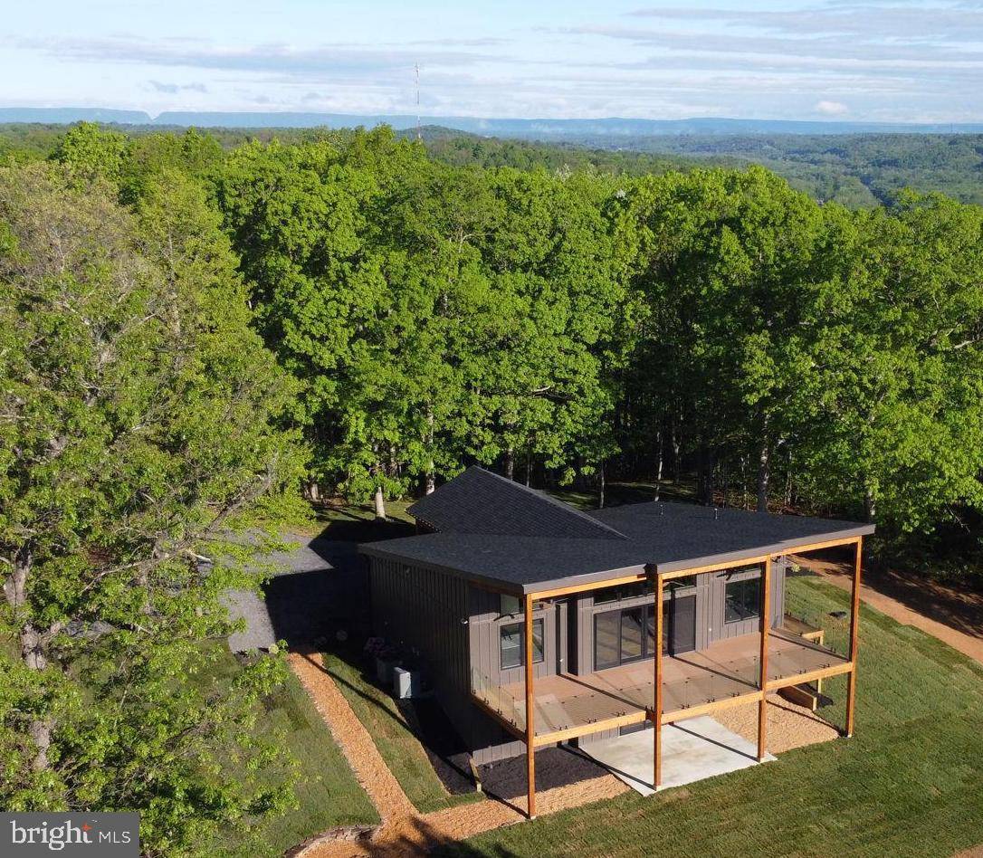 Hedgesville, WV 25427,472 COON HOLLOW TRAIL
