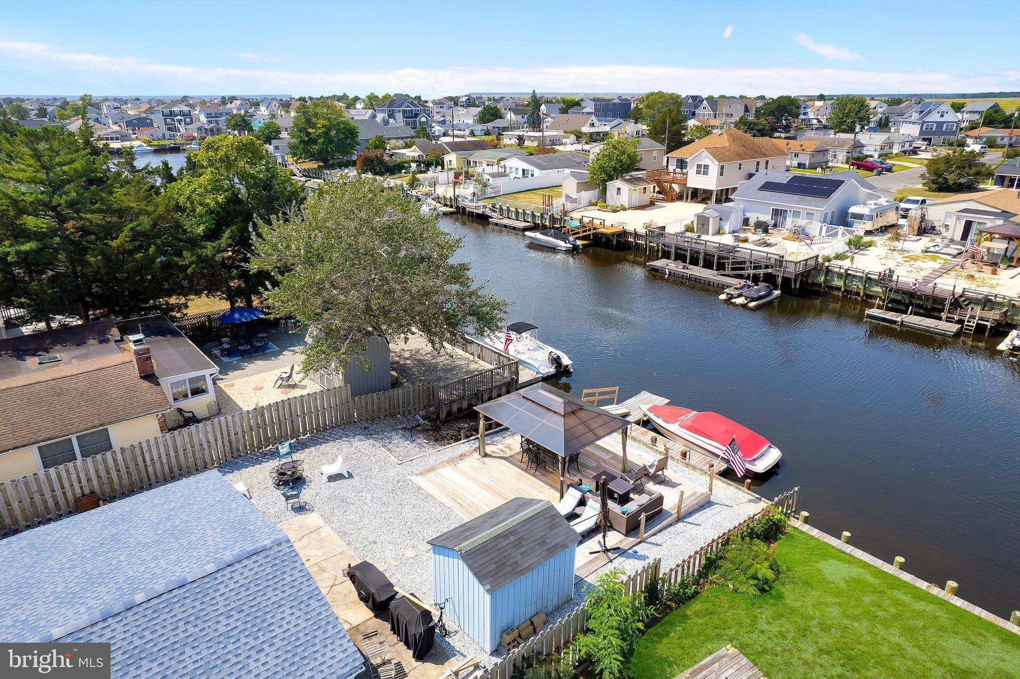 Little Egg Harbor Twp, NJ 08087,406 TWIN LAKES BLVD