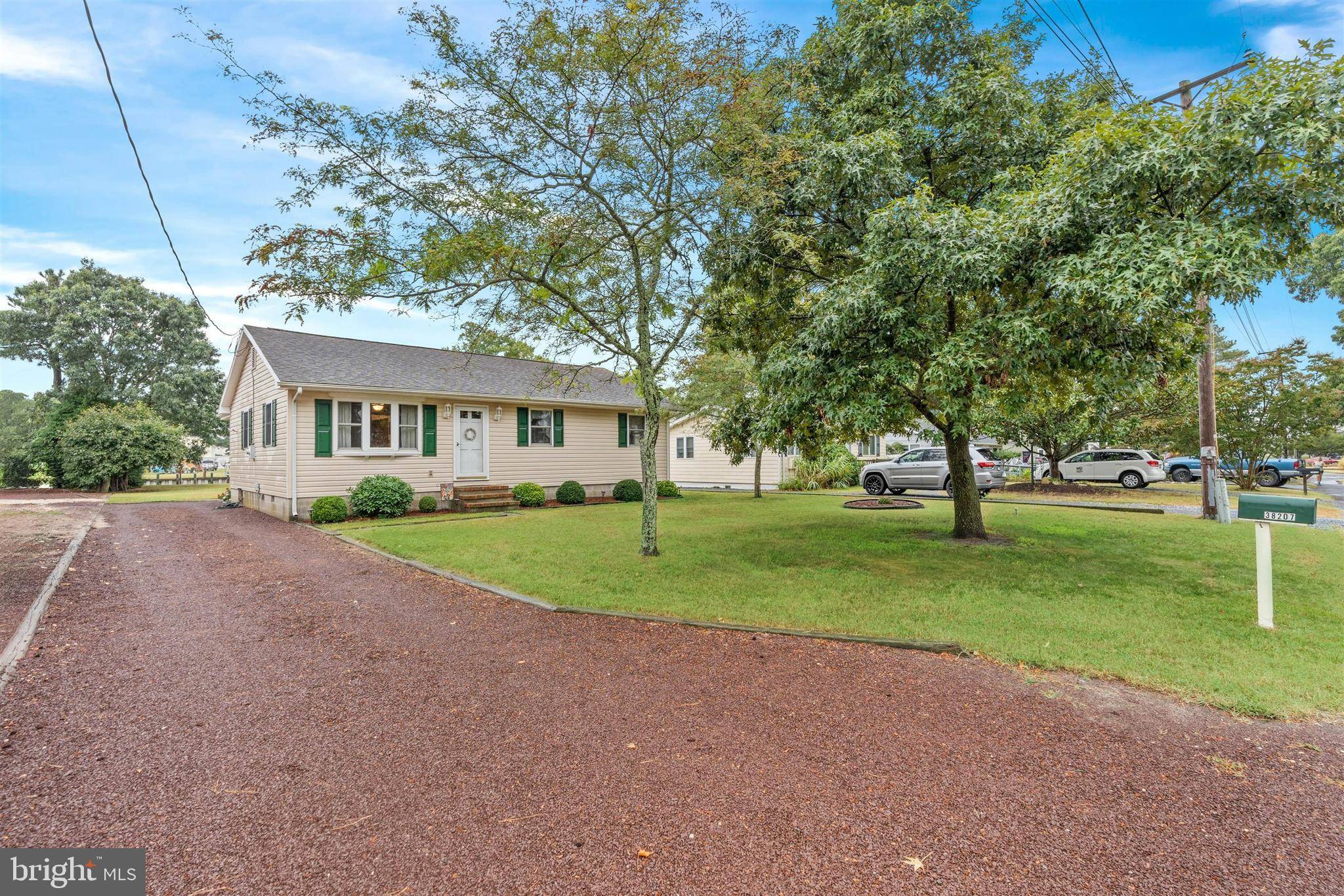 Ocean View, DE 19970,38207 PINEY POINT RD