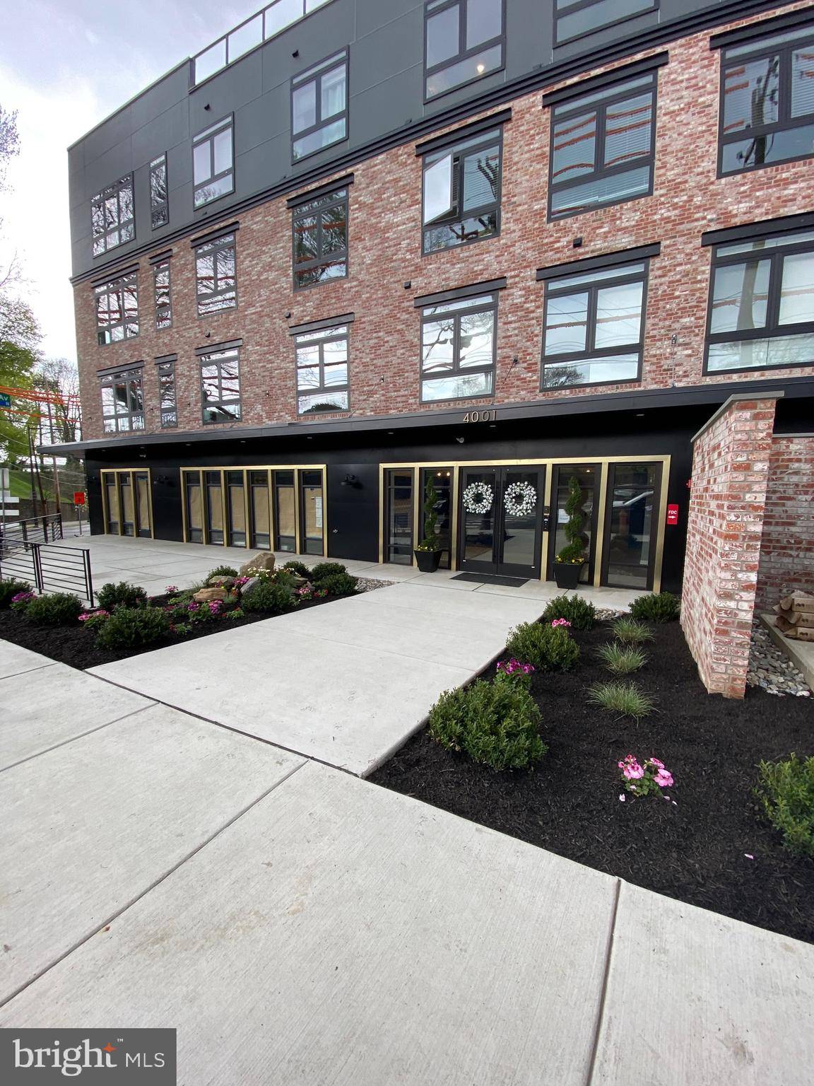 Philadelphia, PA 19129,4001 RIDGE AVE