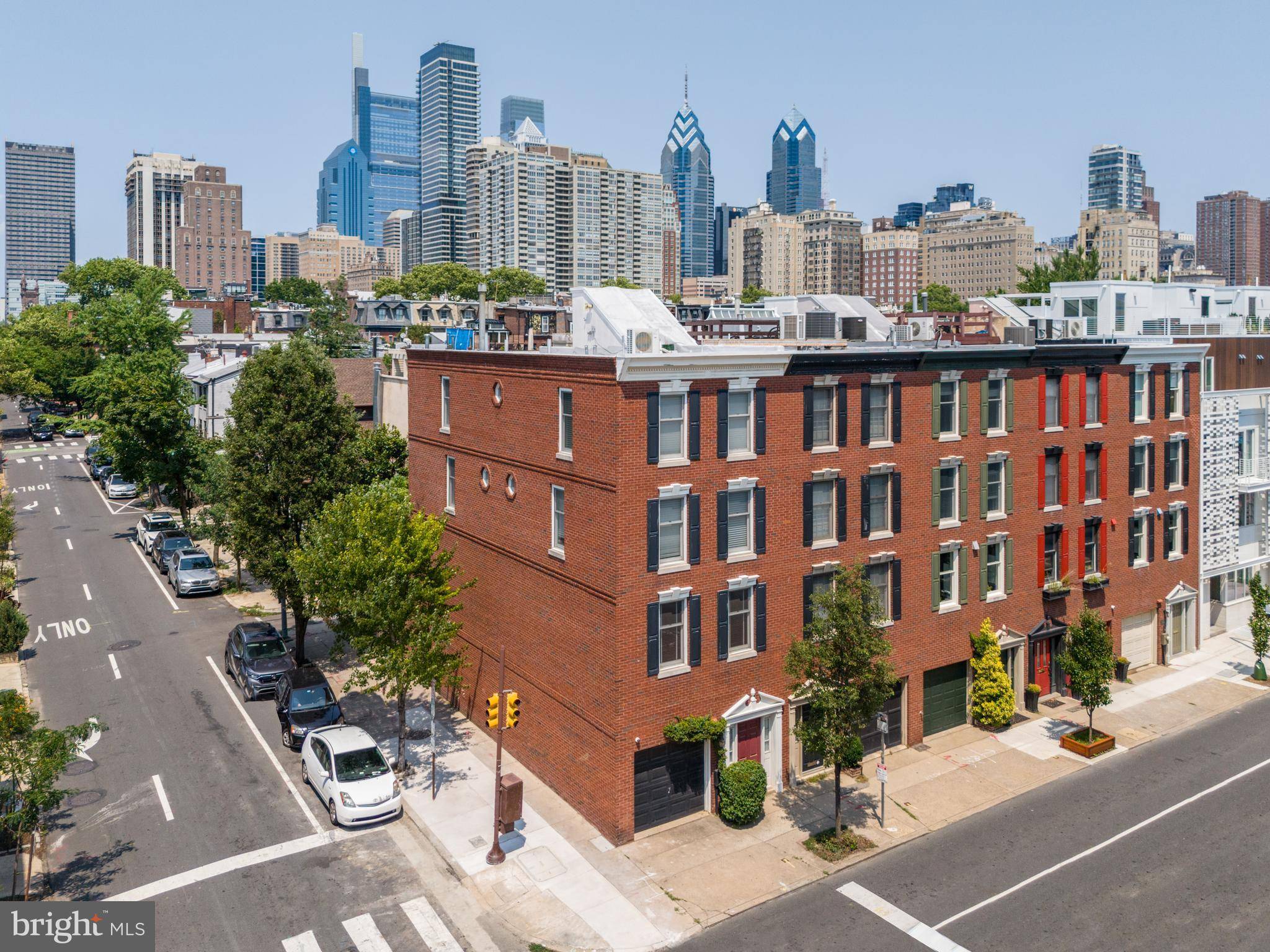 Philadelphia, PA 19146,2063 LOMBARD ST