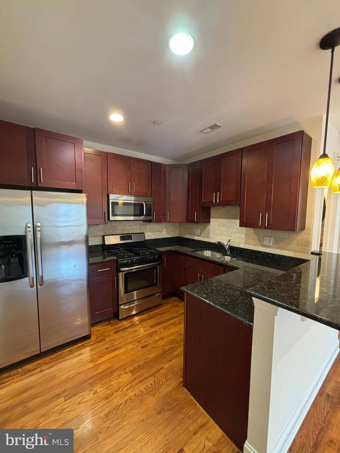 Philadelphia, PA 19147,608 S HANCOCK ST ##3