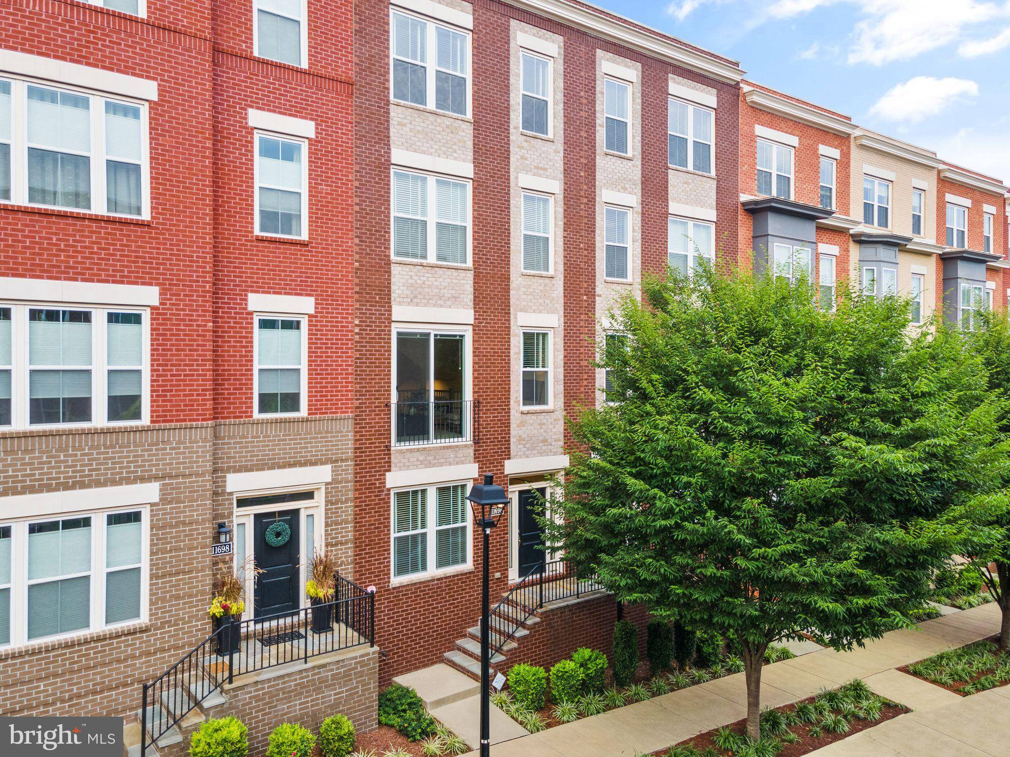 Reston, VA 20191,11696 SUNRISE SQUARE PL