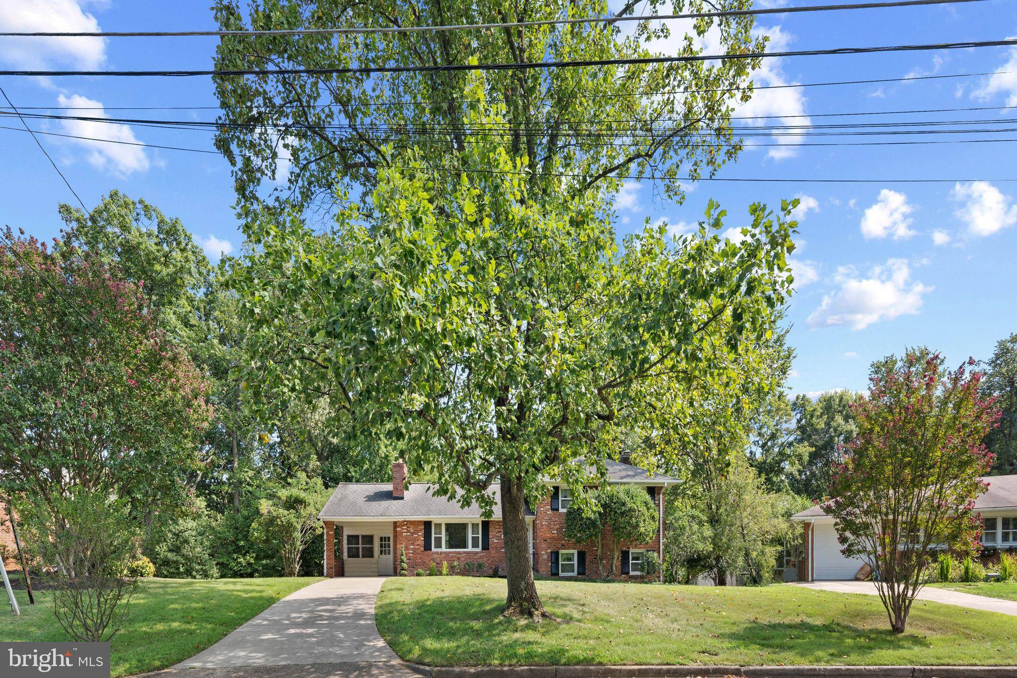 Falls Church, VA 22041,5915 MERRITT PL