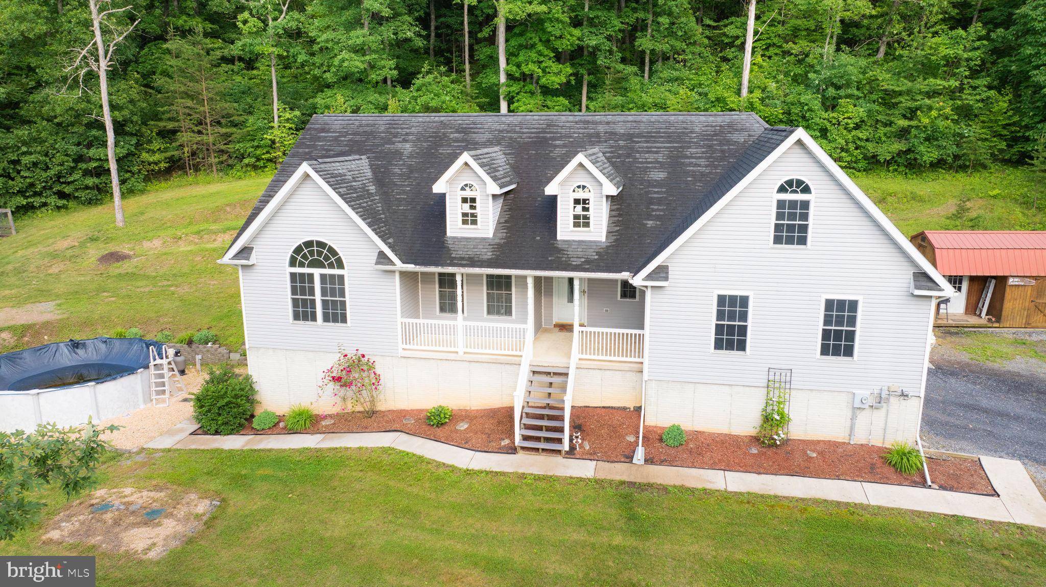 Hedgesville, WV 25427,412 SECLUDED DR