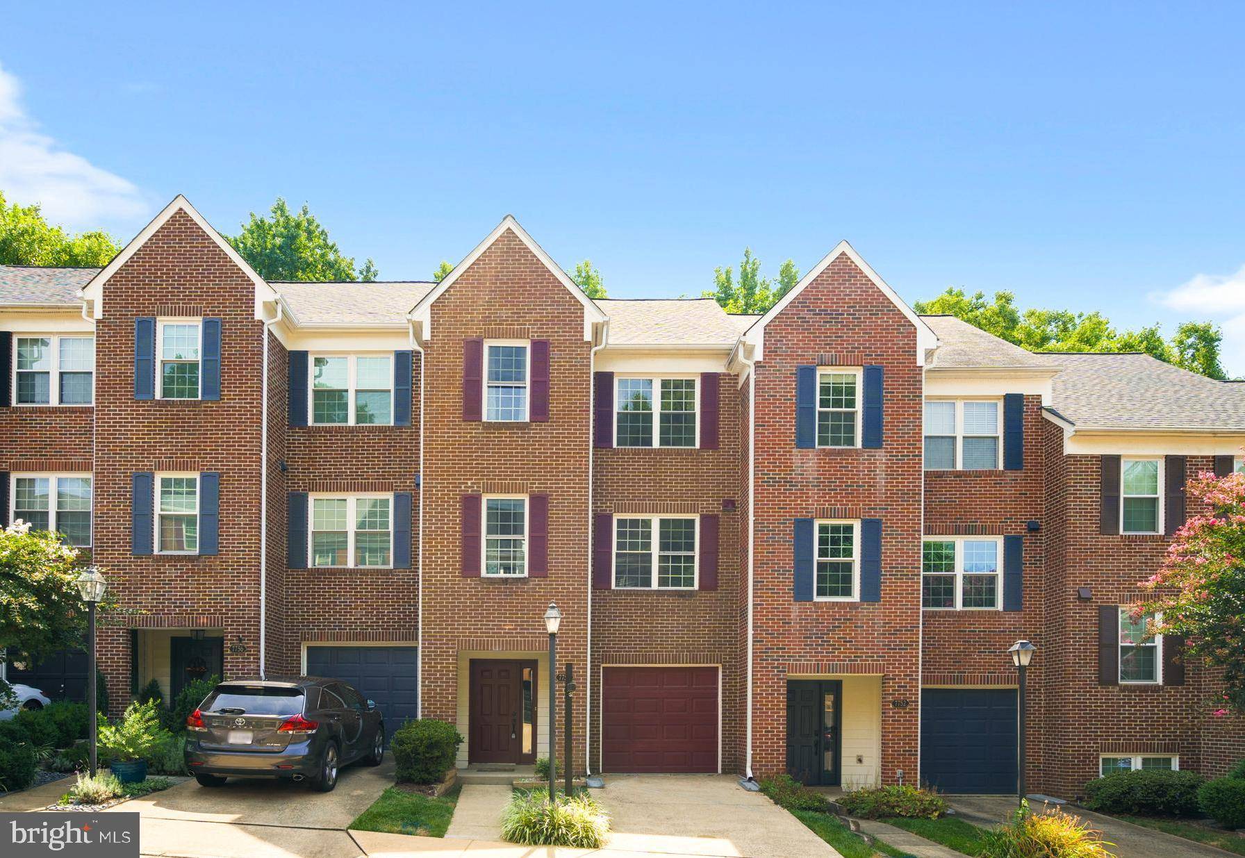 Falls Church, VA 22043,7754 MARSHALL HEIGHTS CT