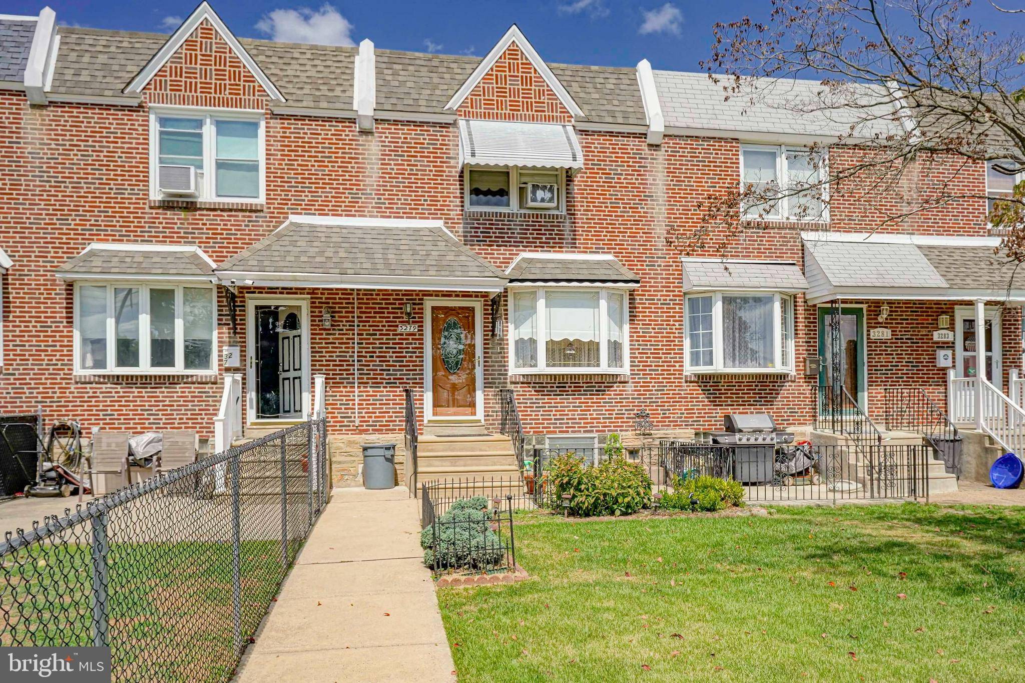 Philadelphia, PA 19114,3279 HOLME AVE