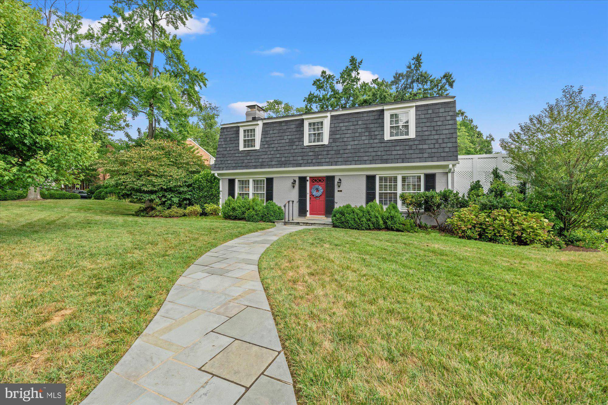 Alexandria, VA 22314,501 CANTERBURY LN