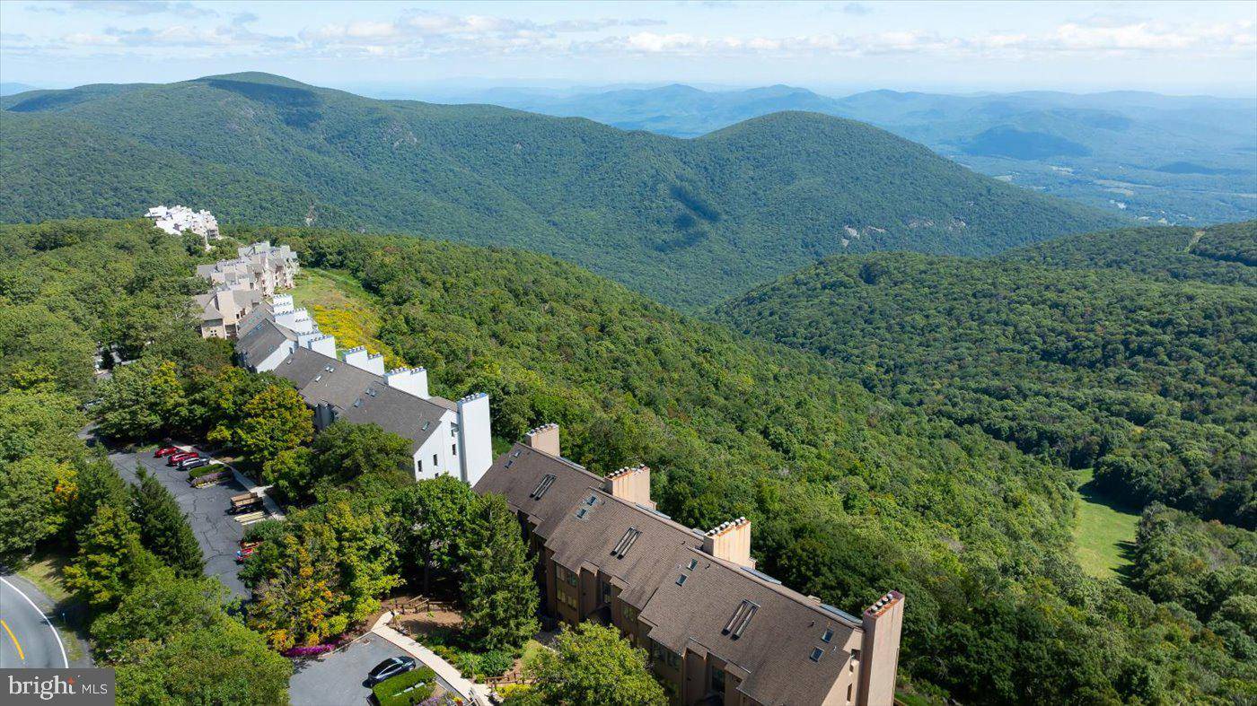 Wintergreen, VA 22967,1537 CLIFFS CONDOS