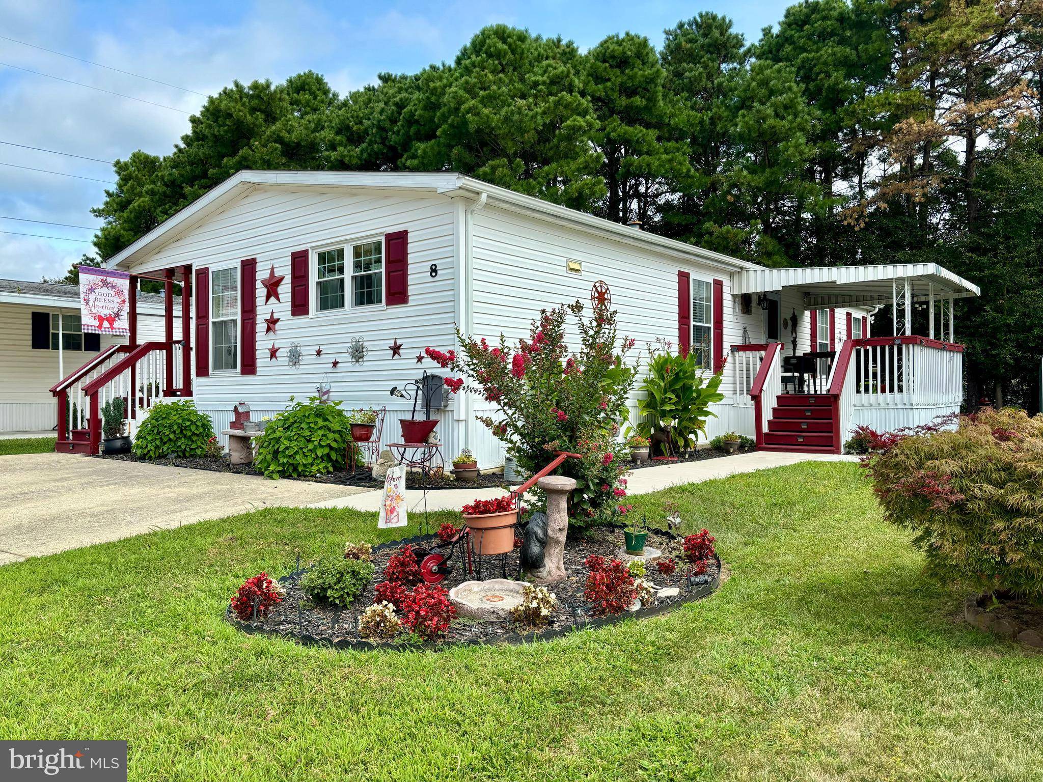 Sicklerville, NJ 08081,8 LOFT MOUNTAIN