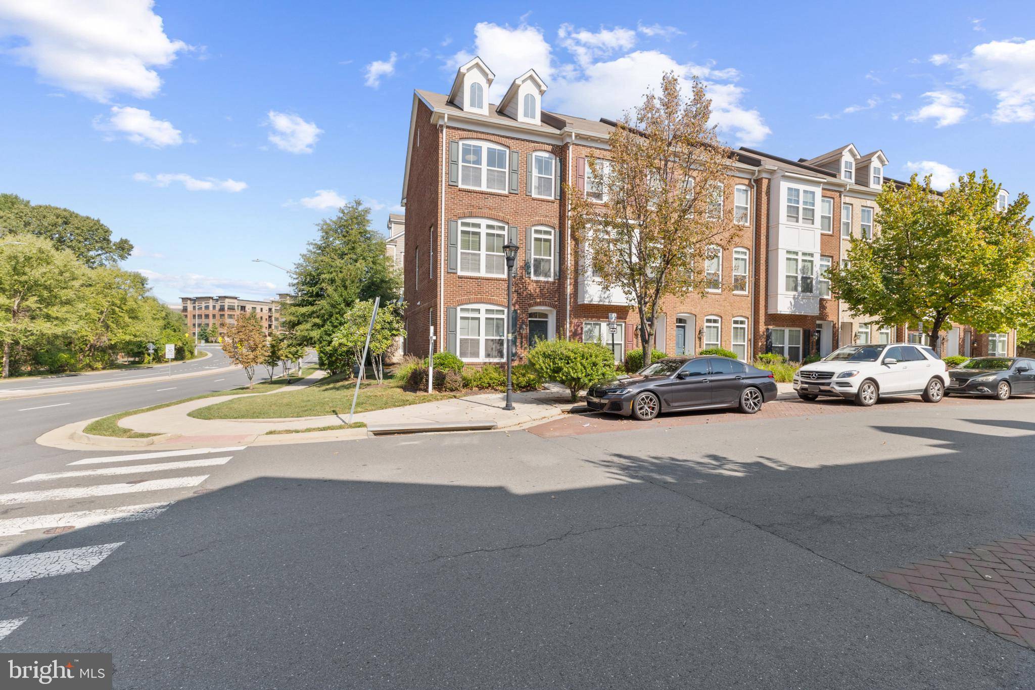 Fairfax, VA 22031,9480 CANONBURY SQ