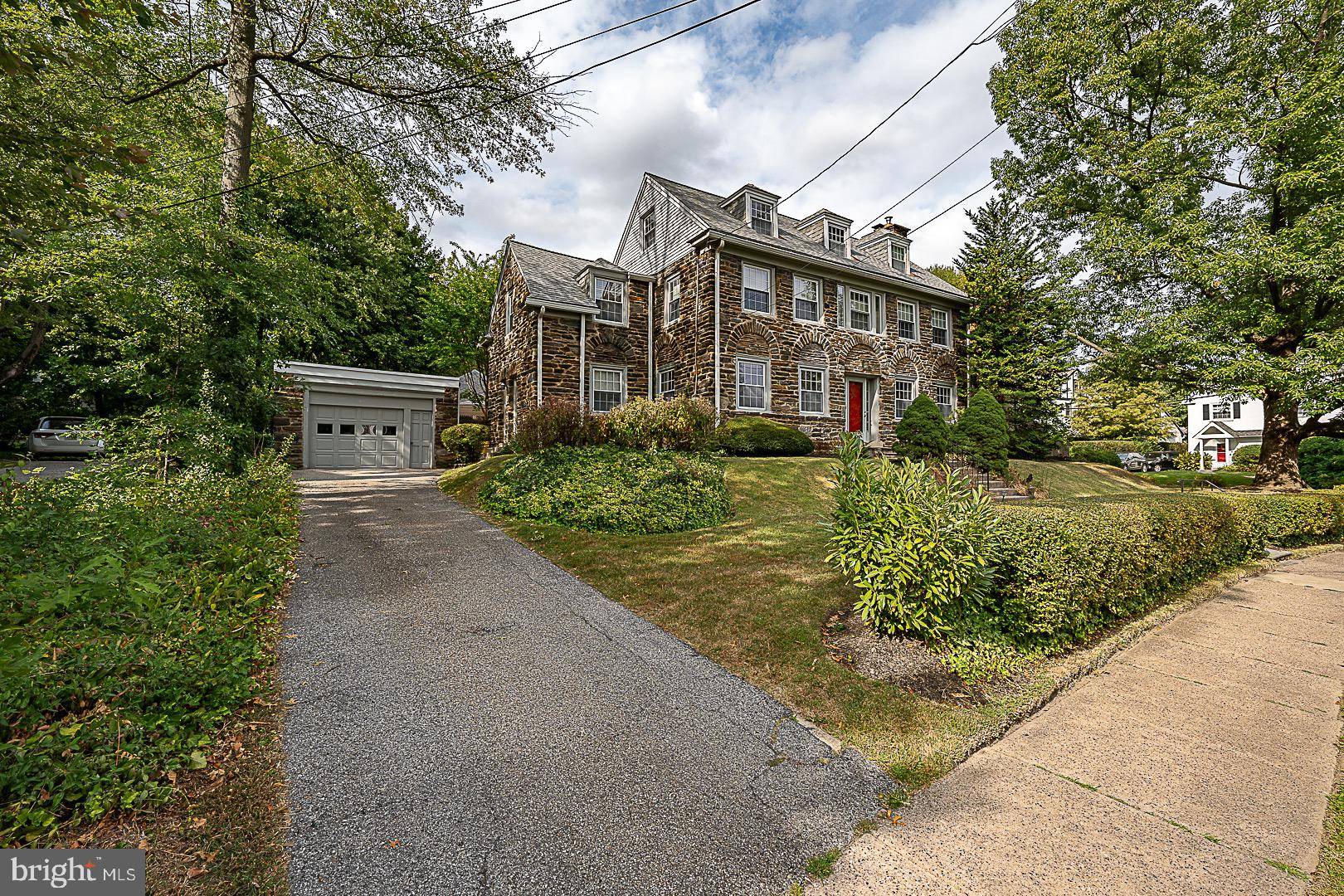 Bala Cynwyd, PA 19004,69 W LODGES LN