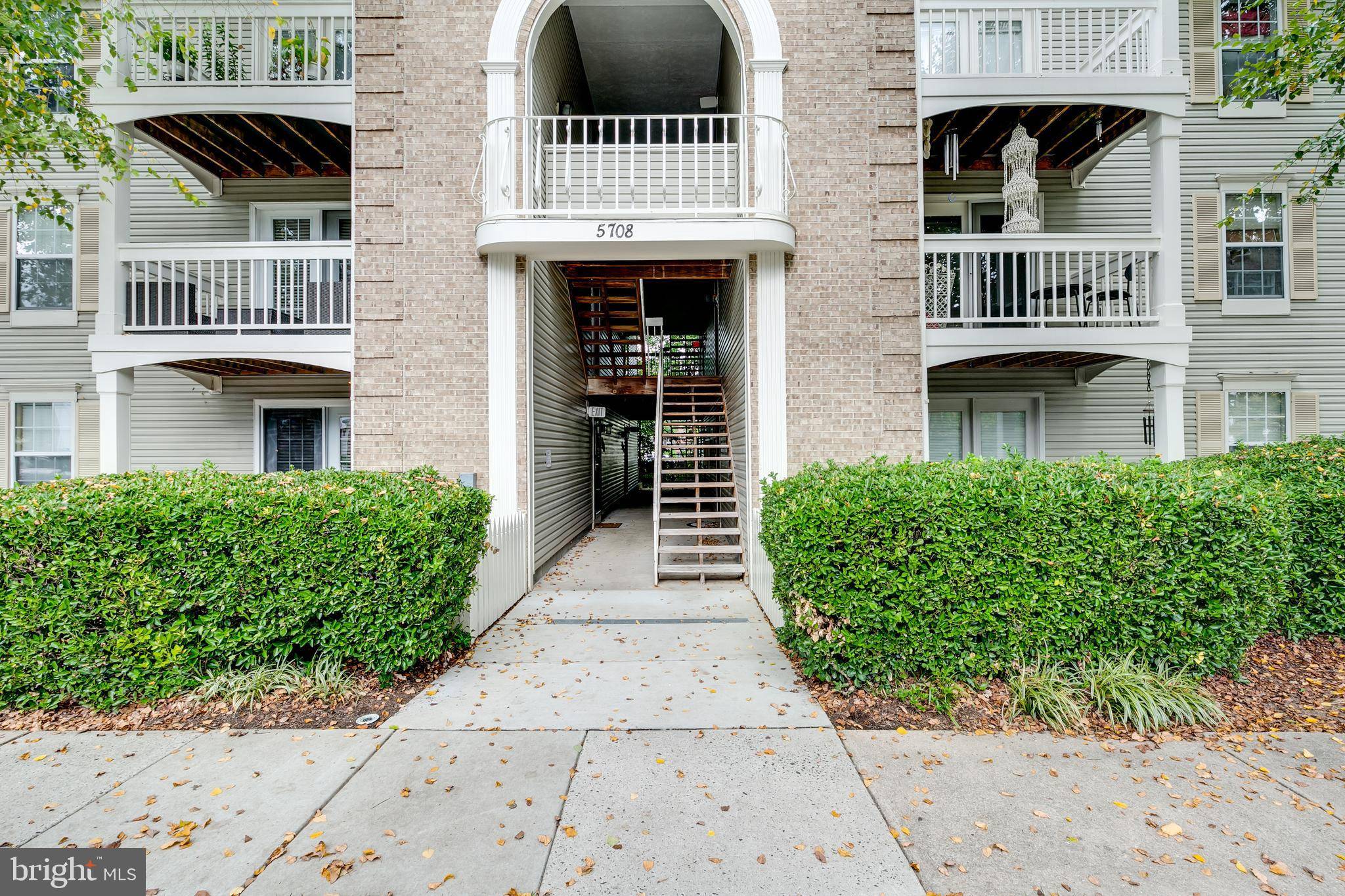 Alexandria, VA 22309,5708 OLDE MILL CT #121