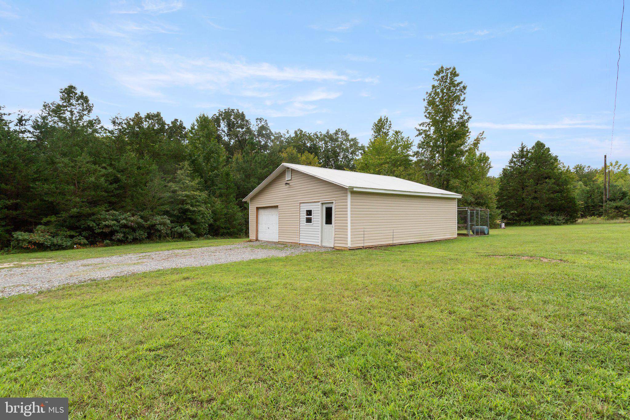 Louisa, VA 23093,214 SMITH FAMILY RD