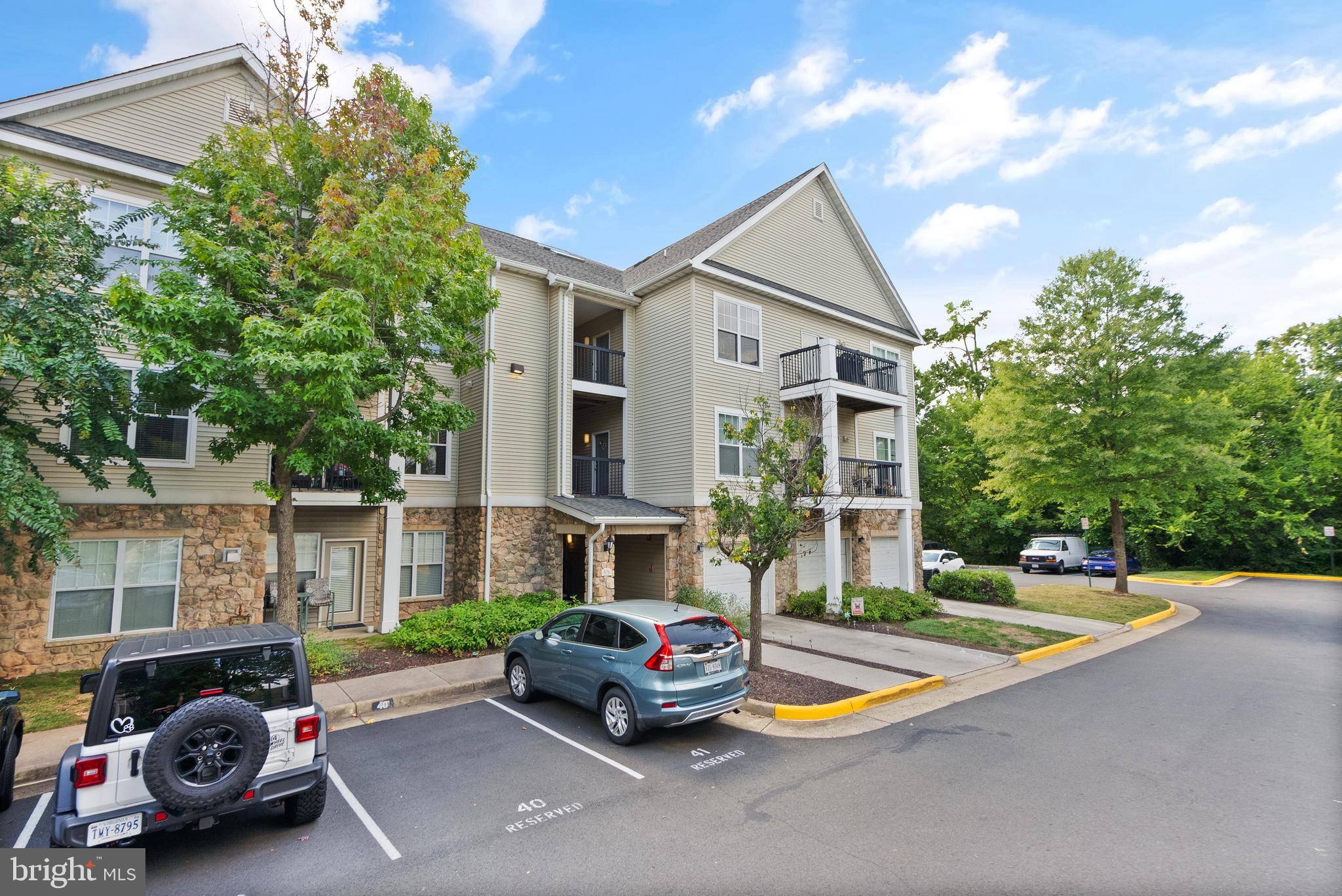 Centreville, VA 20120,5170-D WILLIAM COLIN CT #5170D