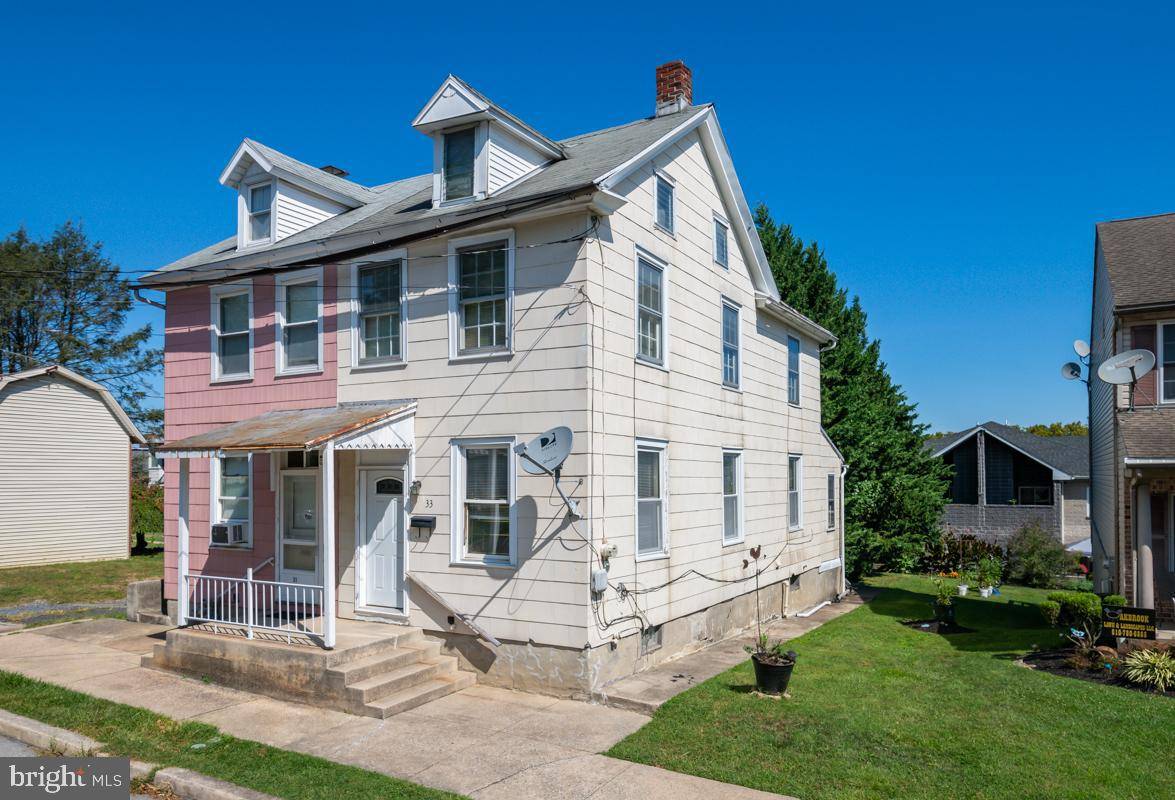 Shillington, PA 19607,33 2ND ST