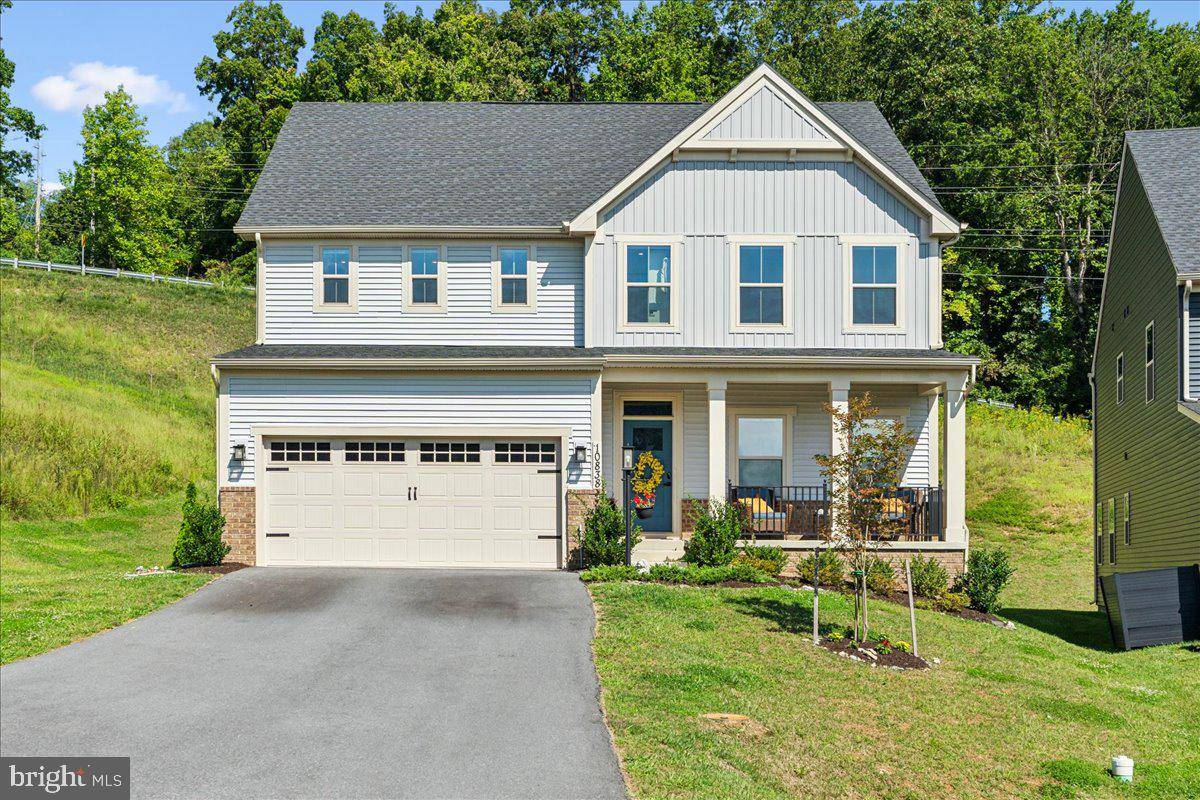 New Market, MD 21774,10838 HOOK CT