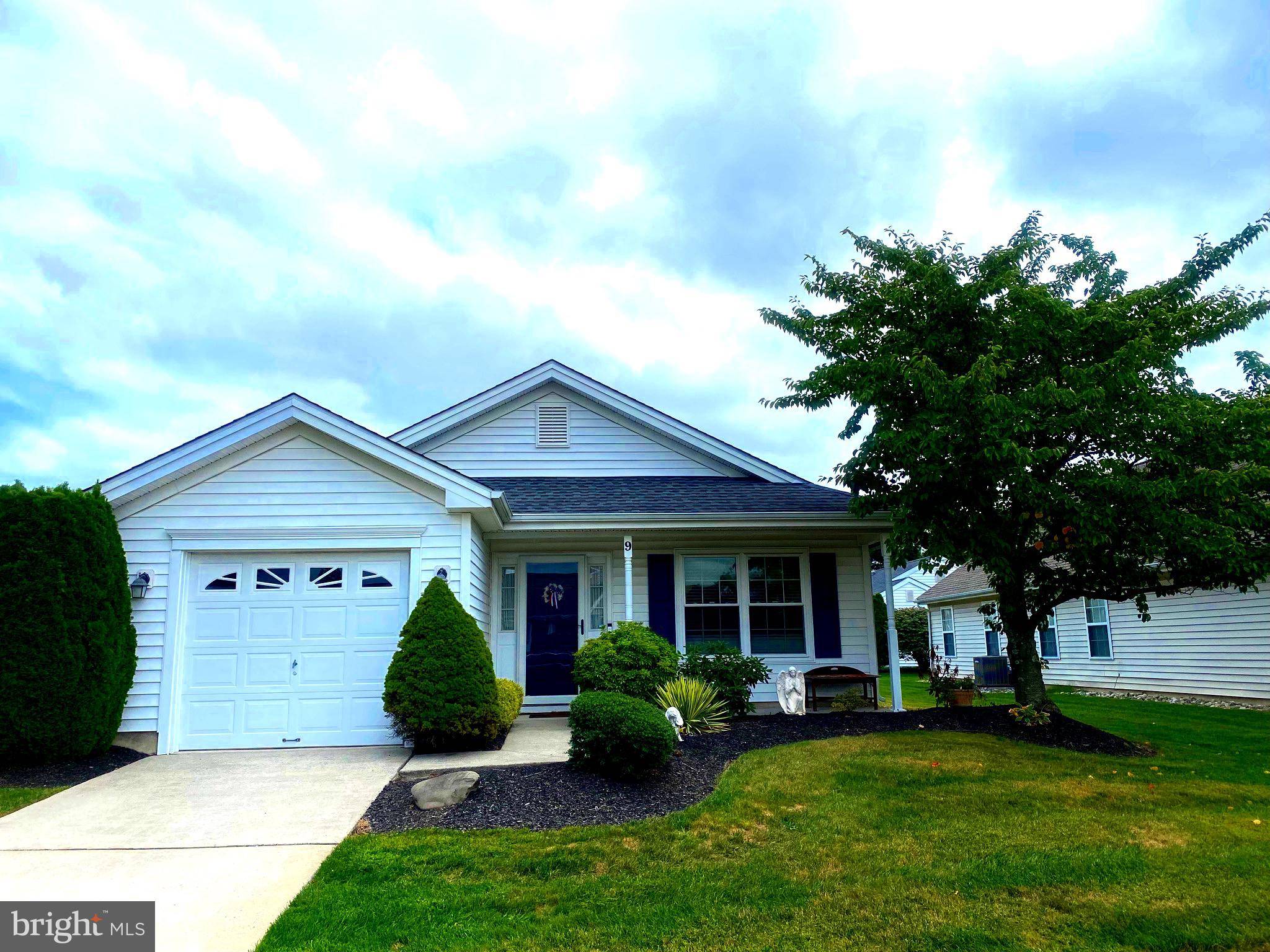 Sewell, NJ 08080,9 MOUNTAIN ASH PL