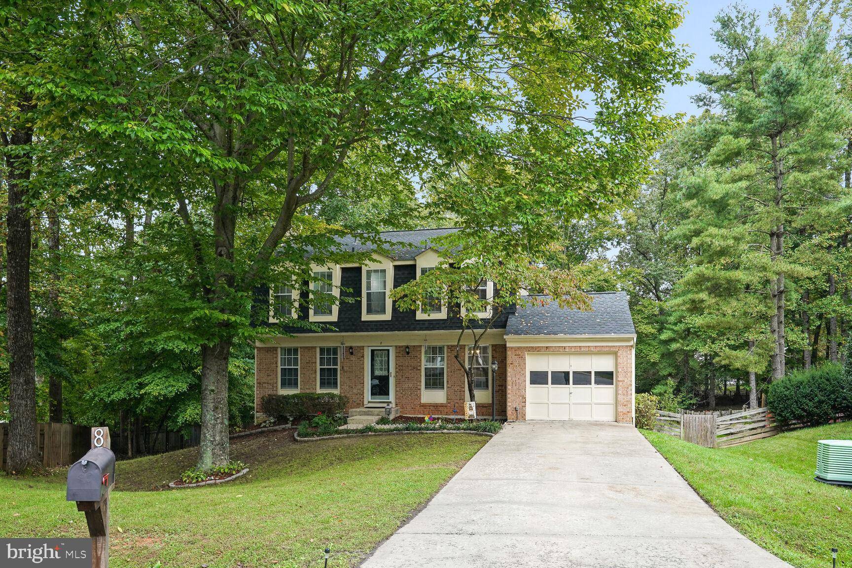 Stafford, VA 22554,8 GRANTS CT