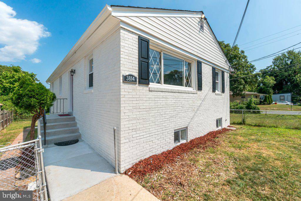 Capitol Heights, MD 20743,3814 CLARK ST