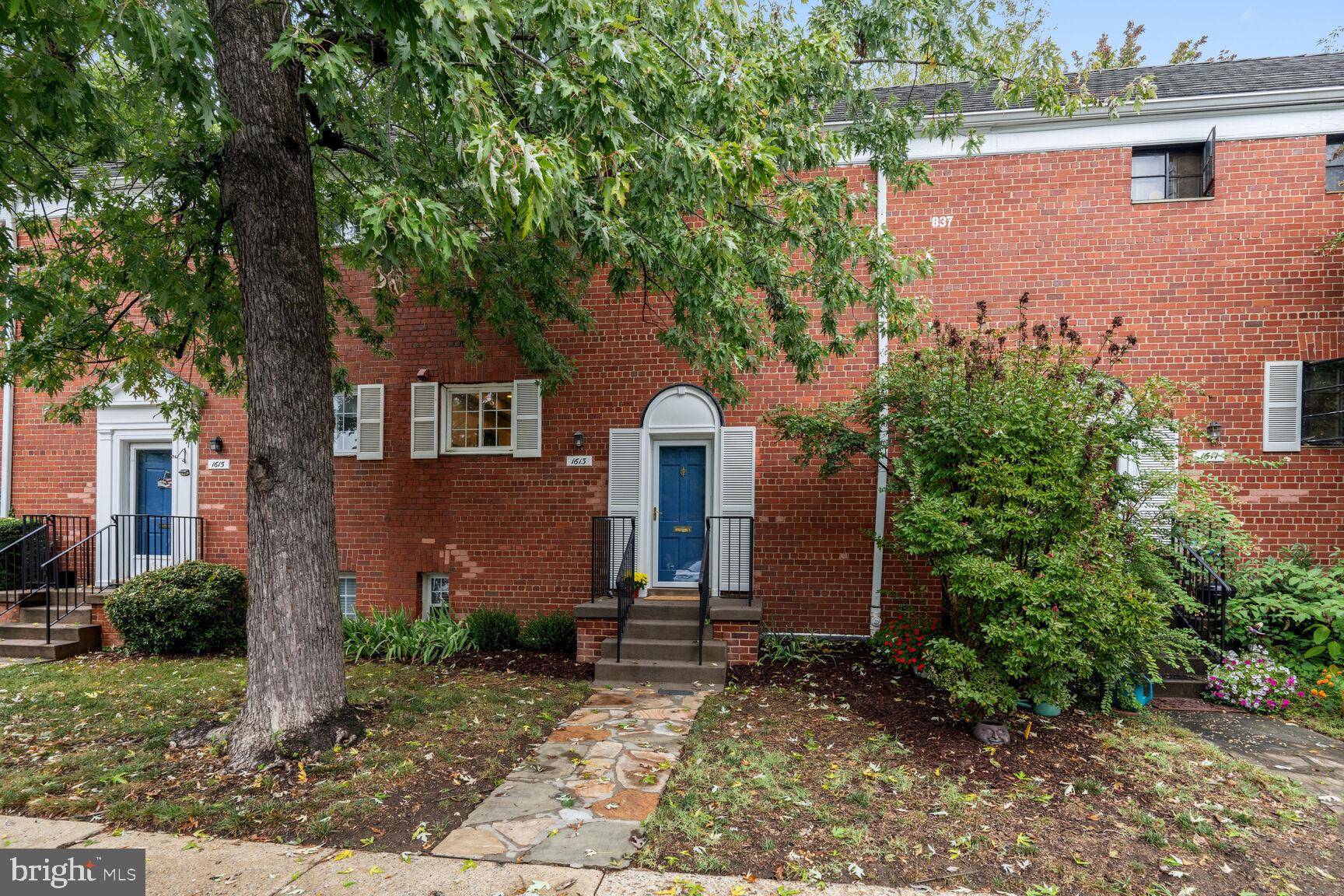 Alexandria, VA 22302,1613 RIPON PL