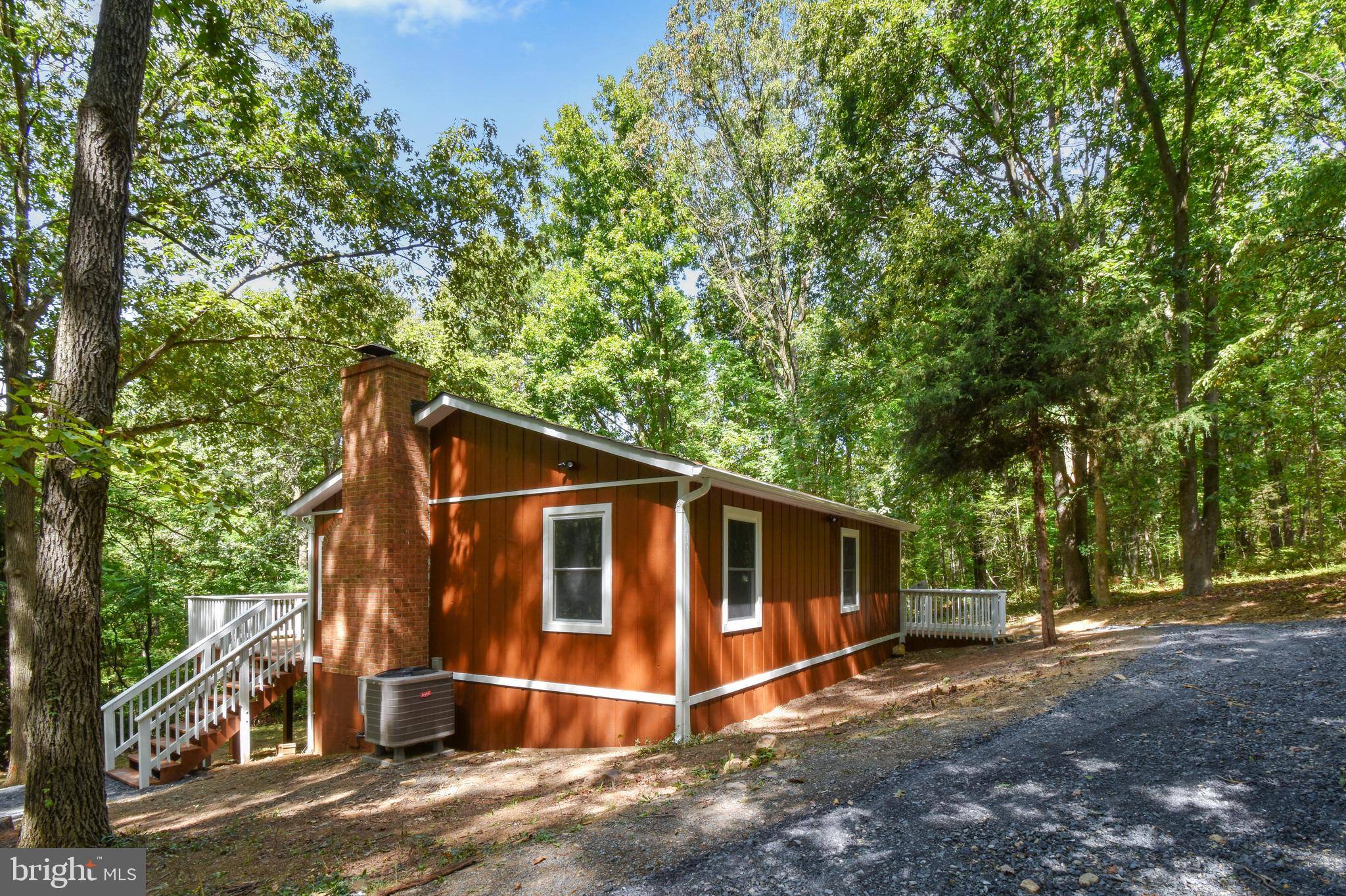 New Market, VA 22844,263 SUNDANCE MOUNTAIN RD