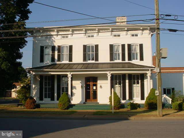 Front Royal, VA 22630,106 CHESTER ST