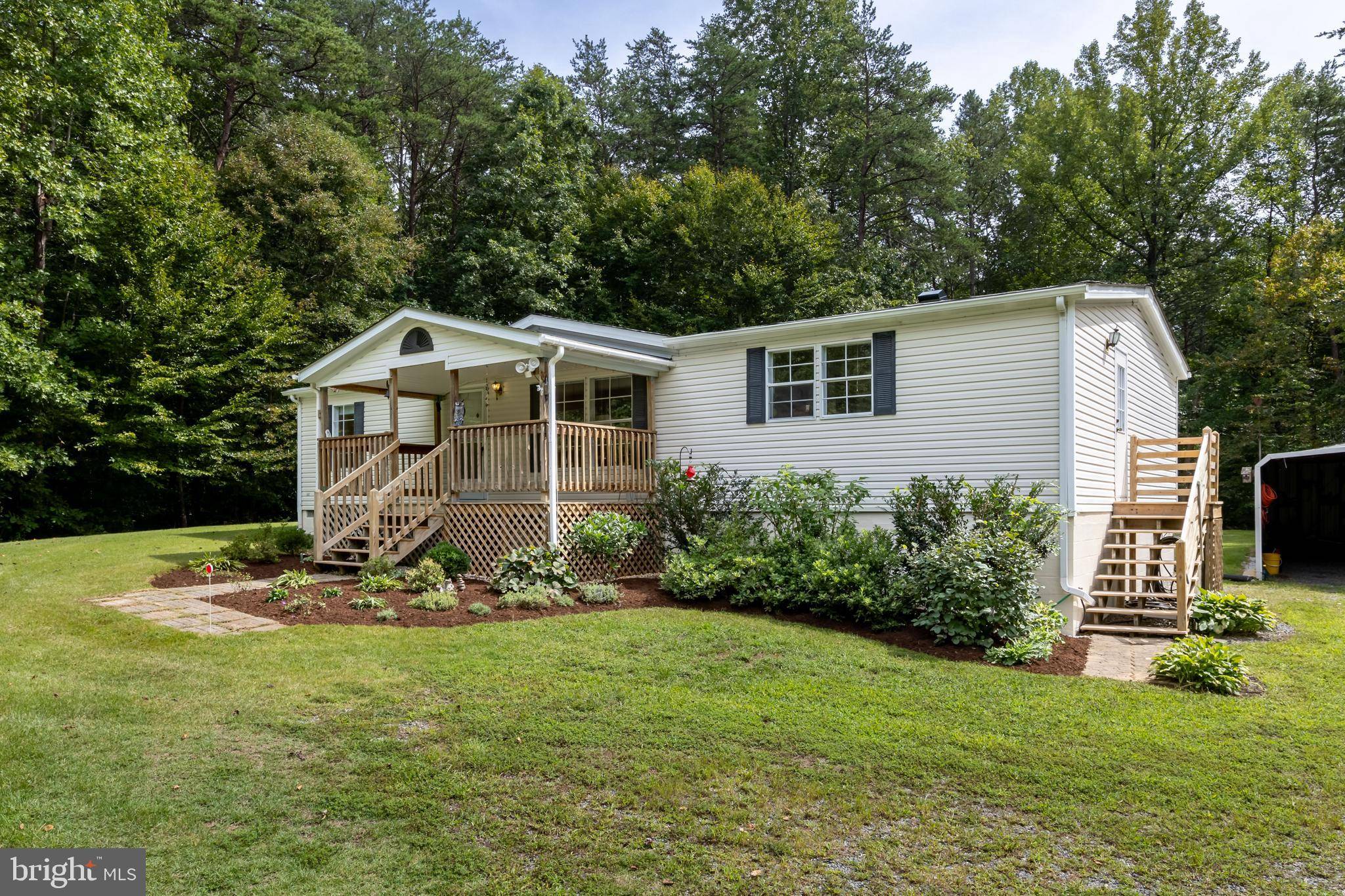 Barboursville, VA 22923,107 GREENWOOD FARMS CT