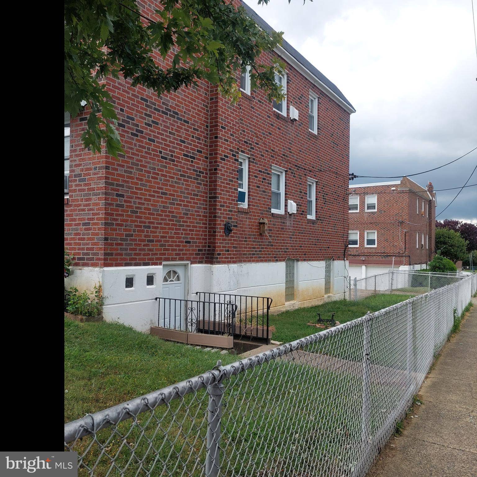 Philadelphia, PA 19136,8601 GLENLOCH ST