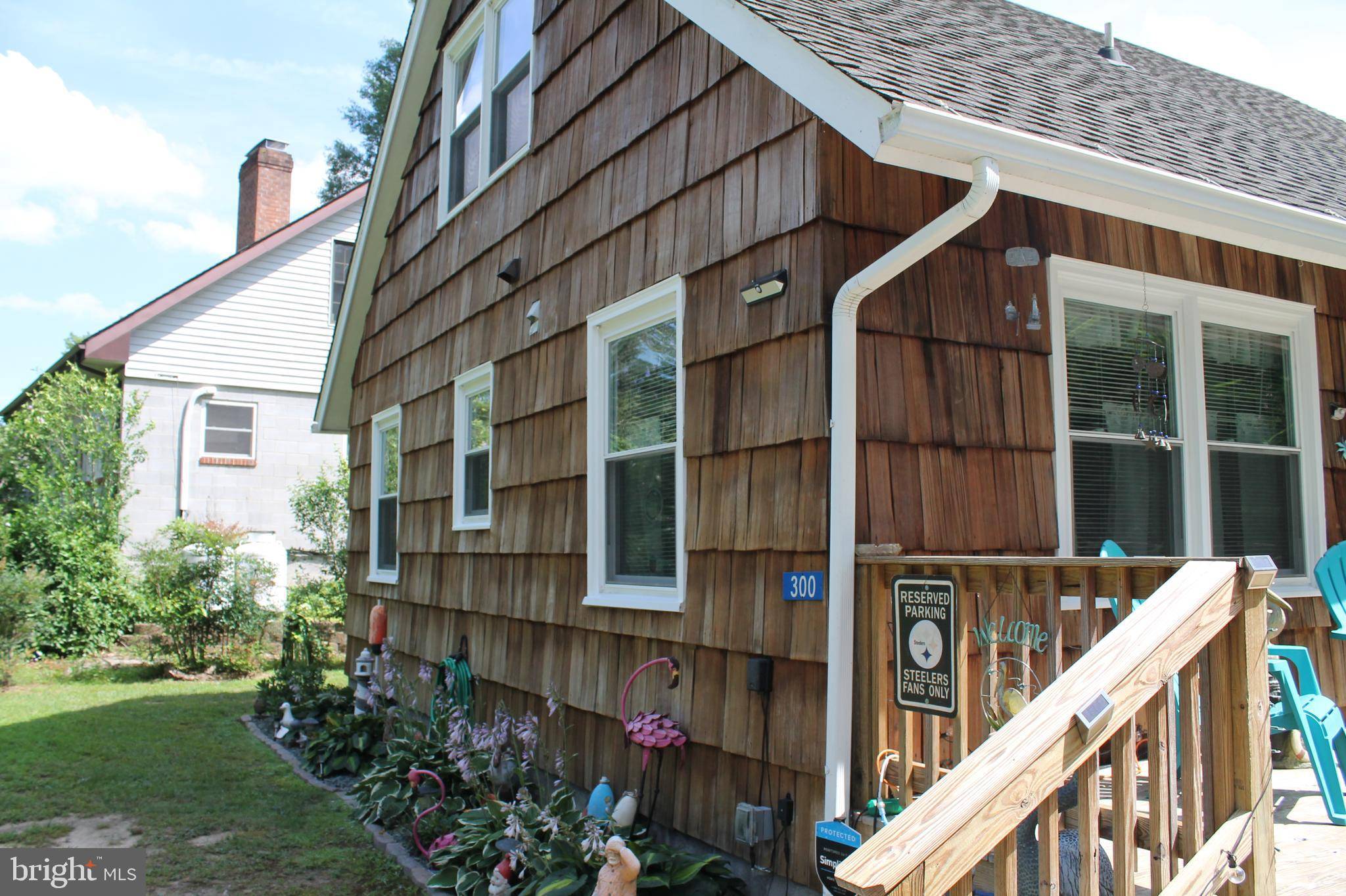 Heathsville, VA 22473,300 MAPLE LN