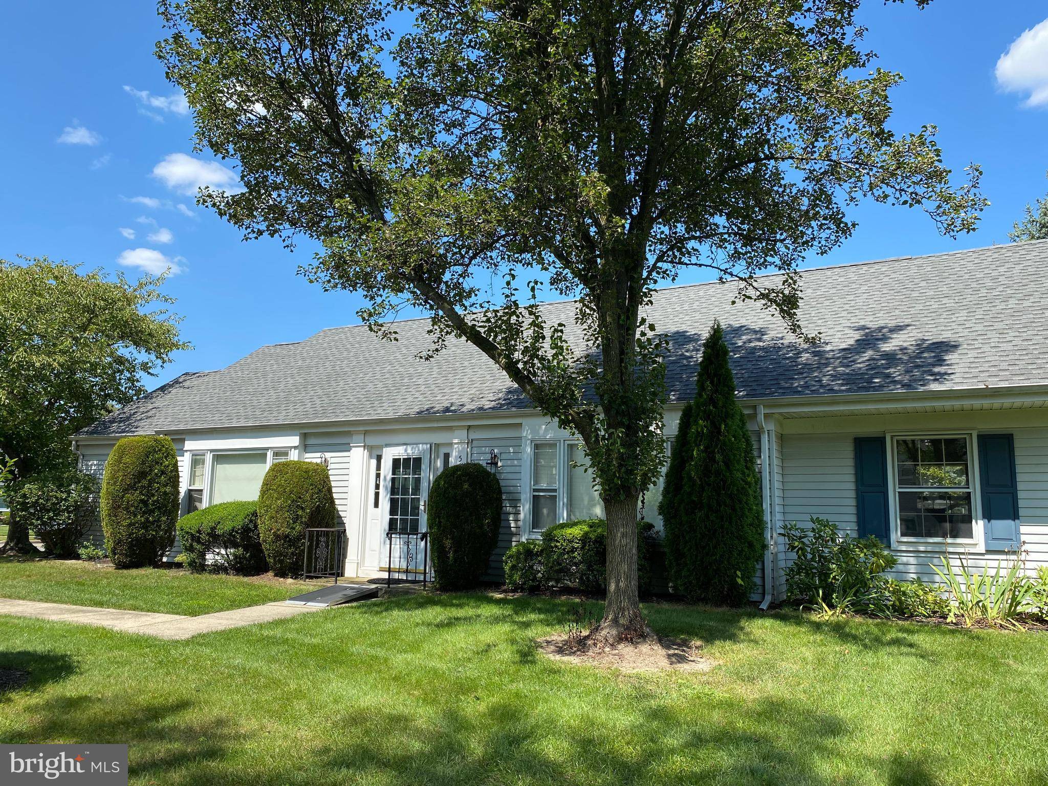 Monroe Township, NJ 08831,585-B OLD NASSAU RD