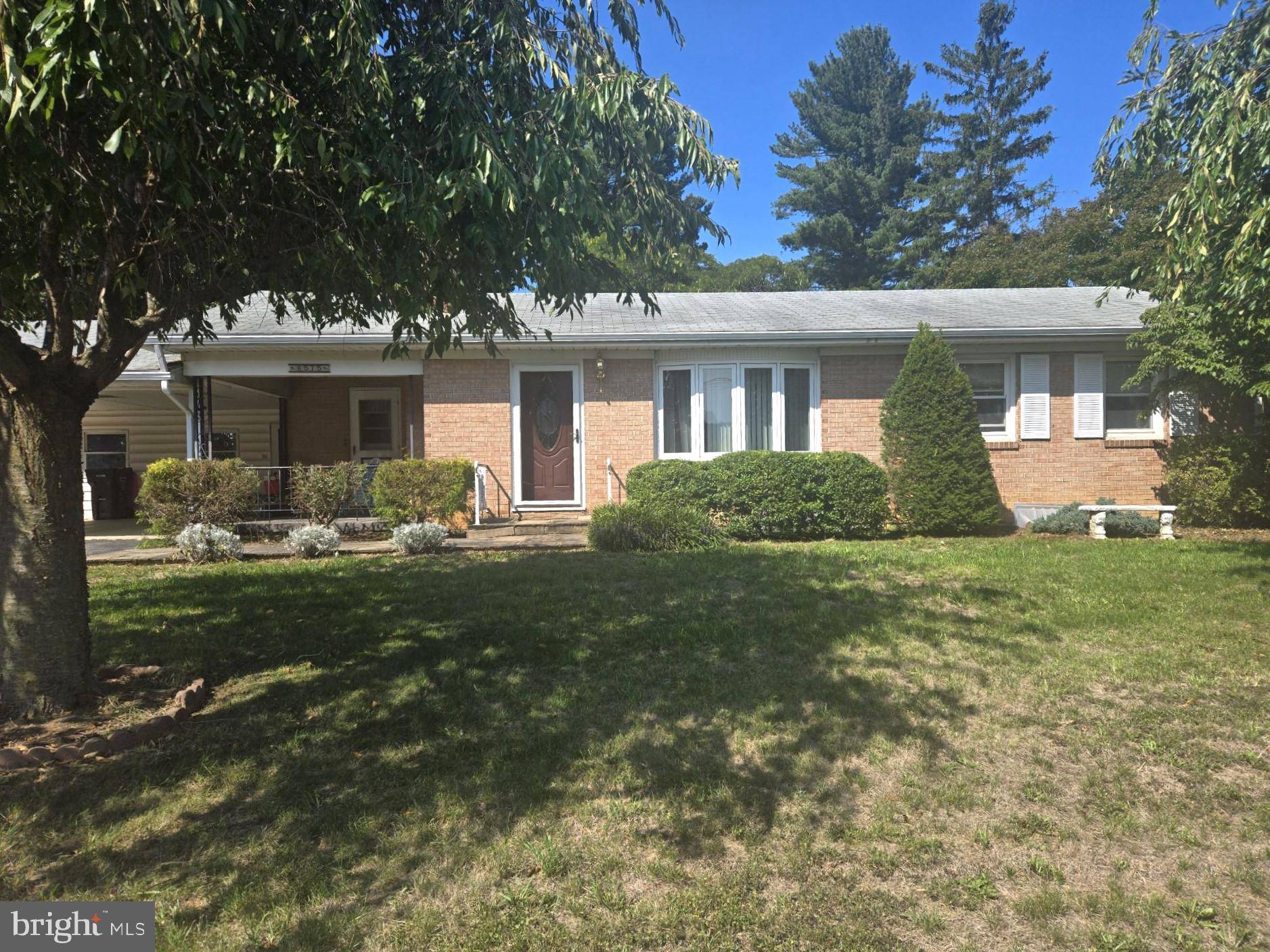 Waynesboro, PA 17268,6575 BACK LN E