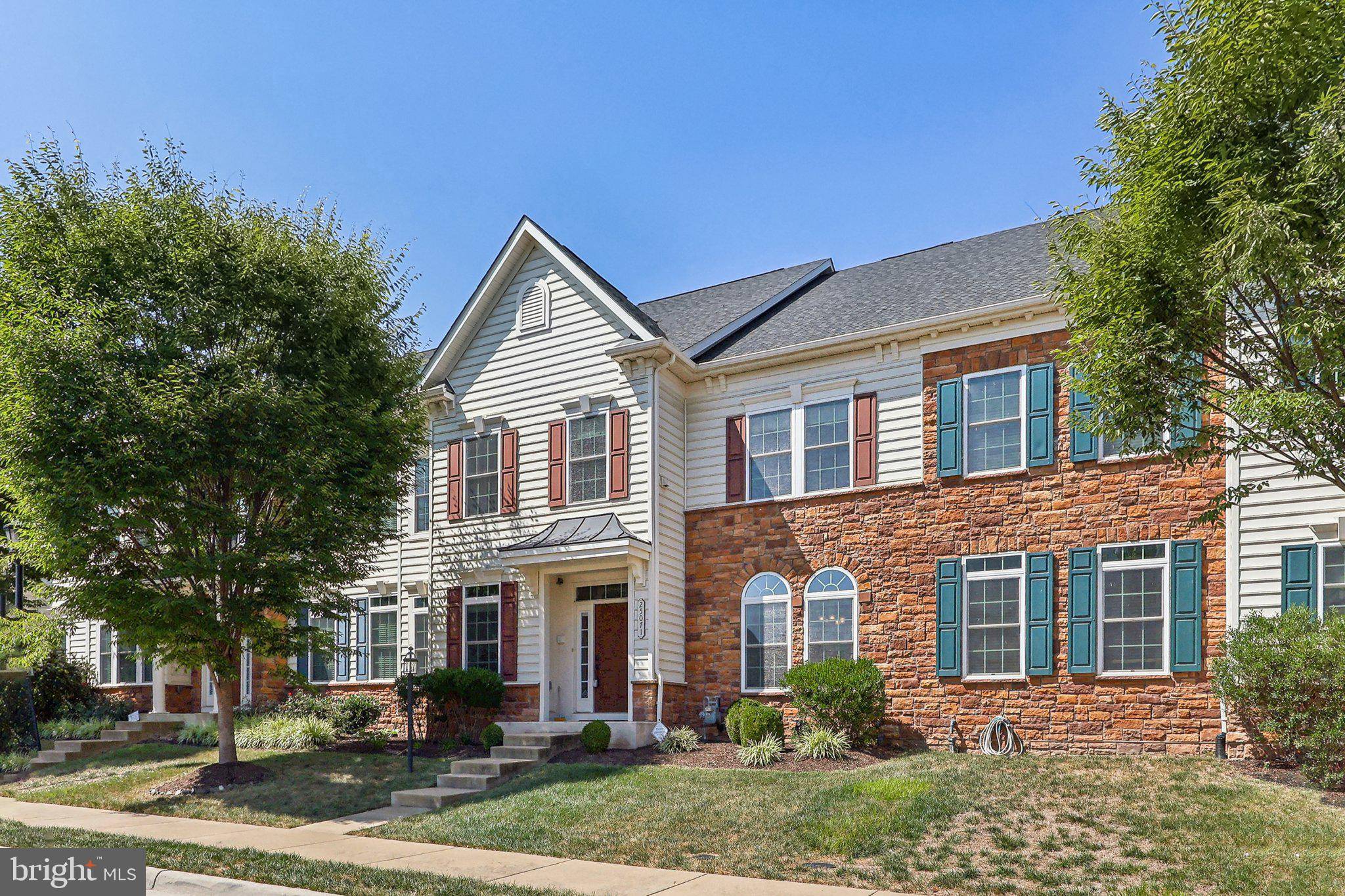 Chantilly, VA 20152,25071 BALCOMBE TER