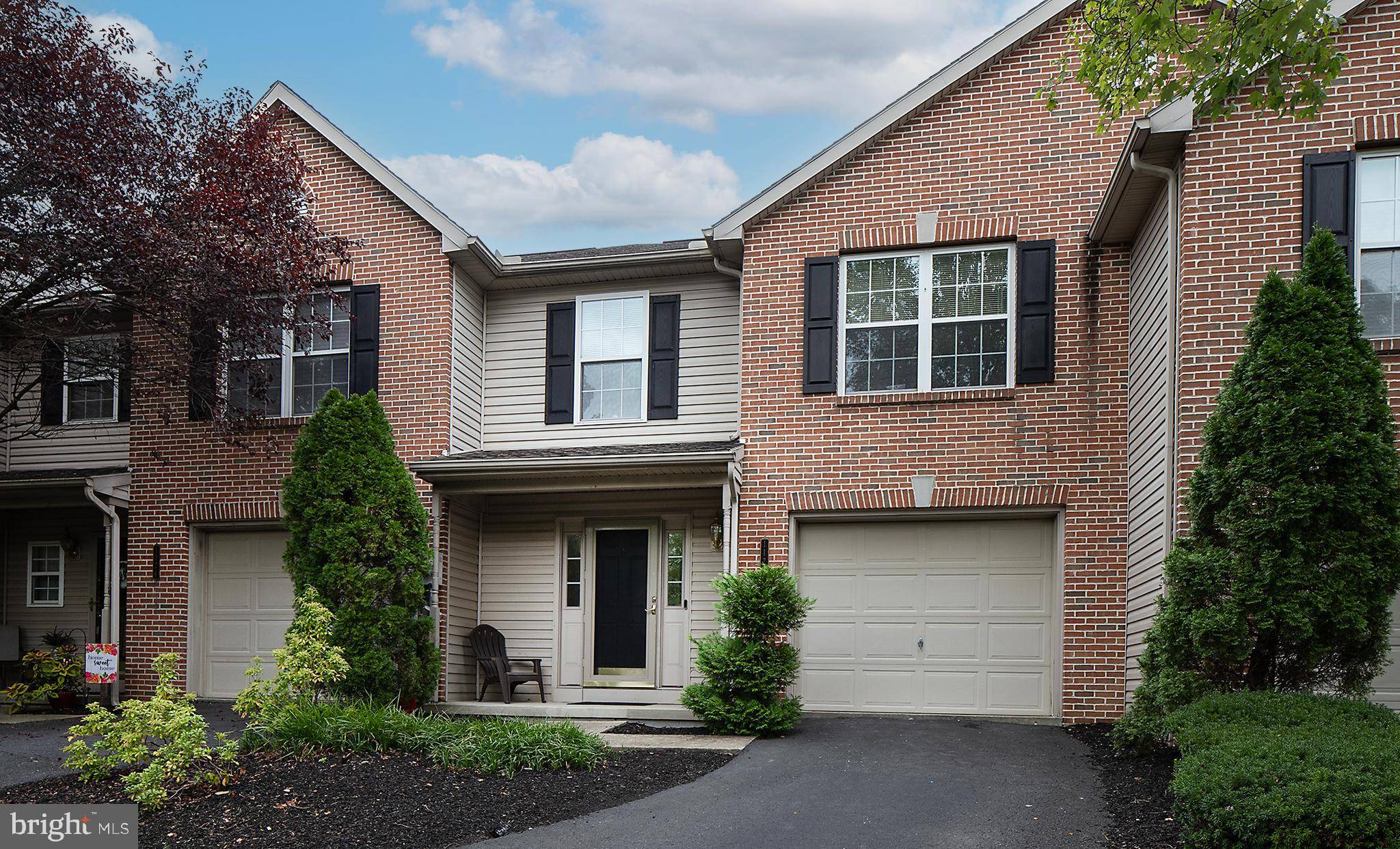 Mechanicsburg, PA 17050,1174 HERON CT