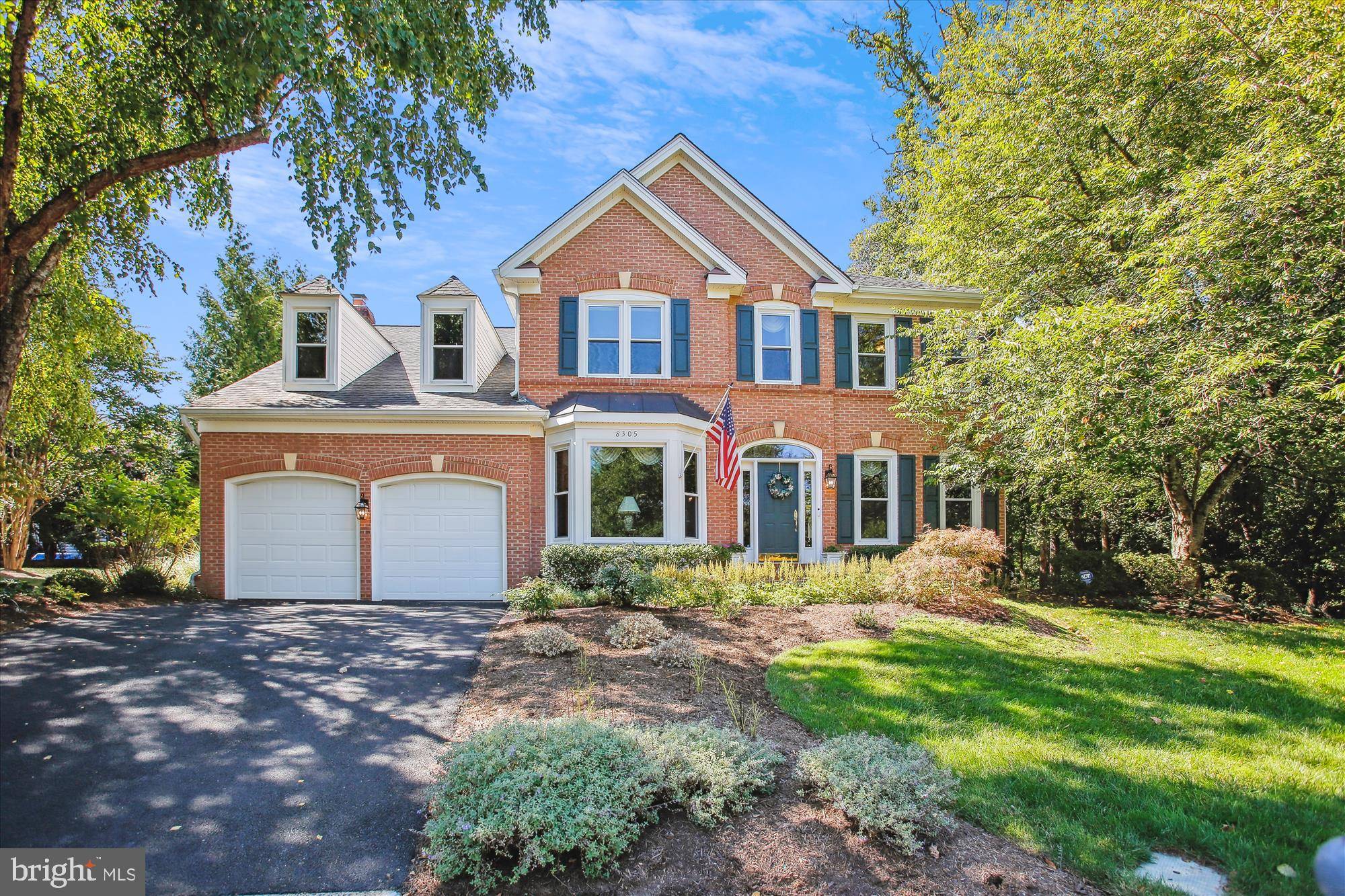 Vienna, VA 22182,8305 LORD FAIRFAX CT