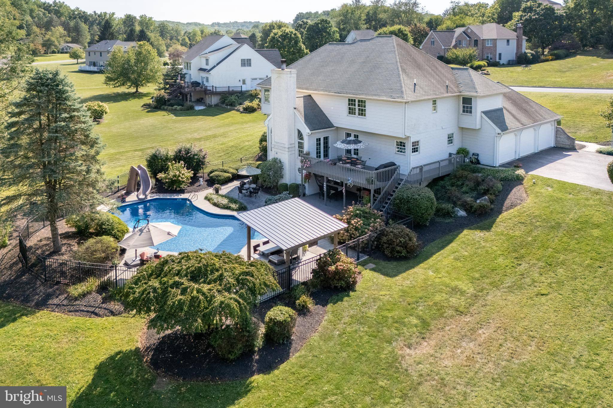 Zionsville, PA 18092,6563 SWEETBRIAR LN