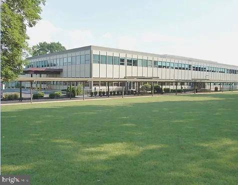 Lancaster, PA 17601,1000 NEW HOLLAND AVE #B12, STE A,C,D,E