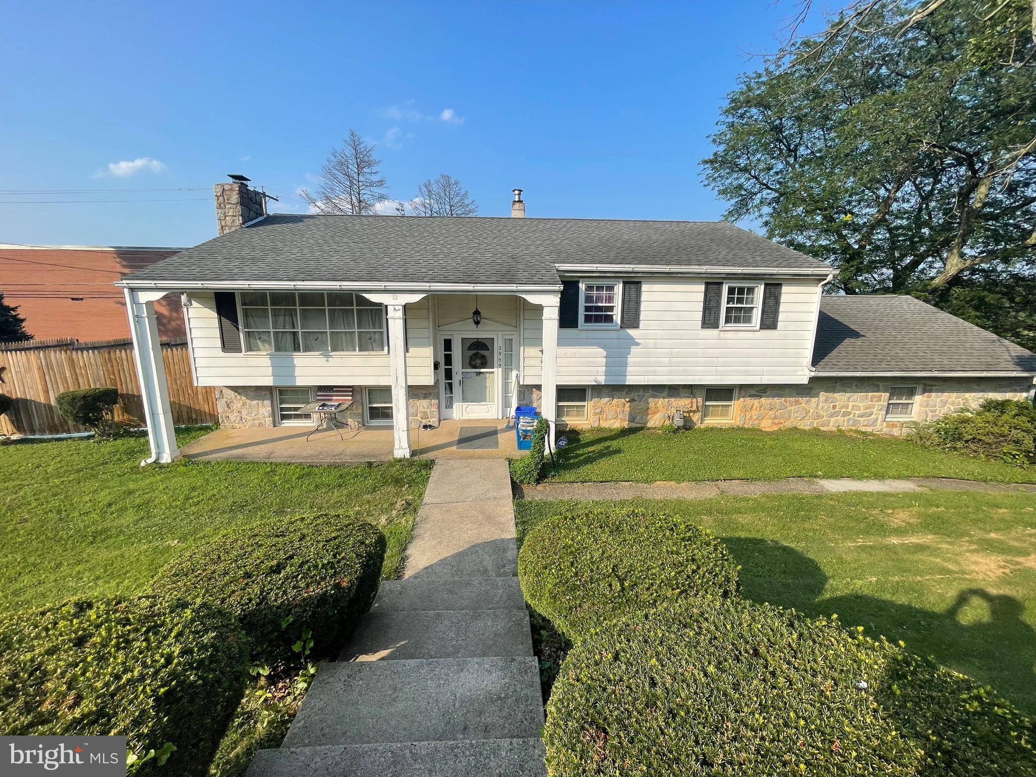 Reading, PA 19606,3909 REIFF PL