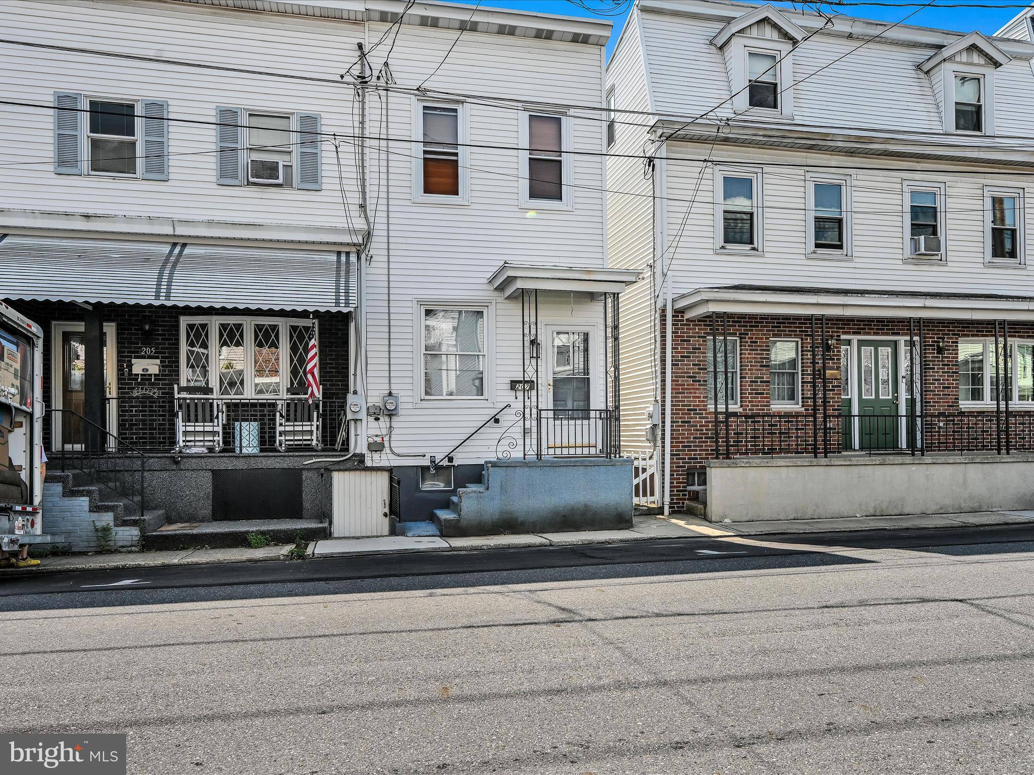 Minersville, PA 17954,207 NORTH ST