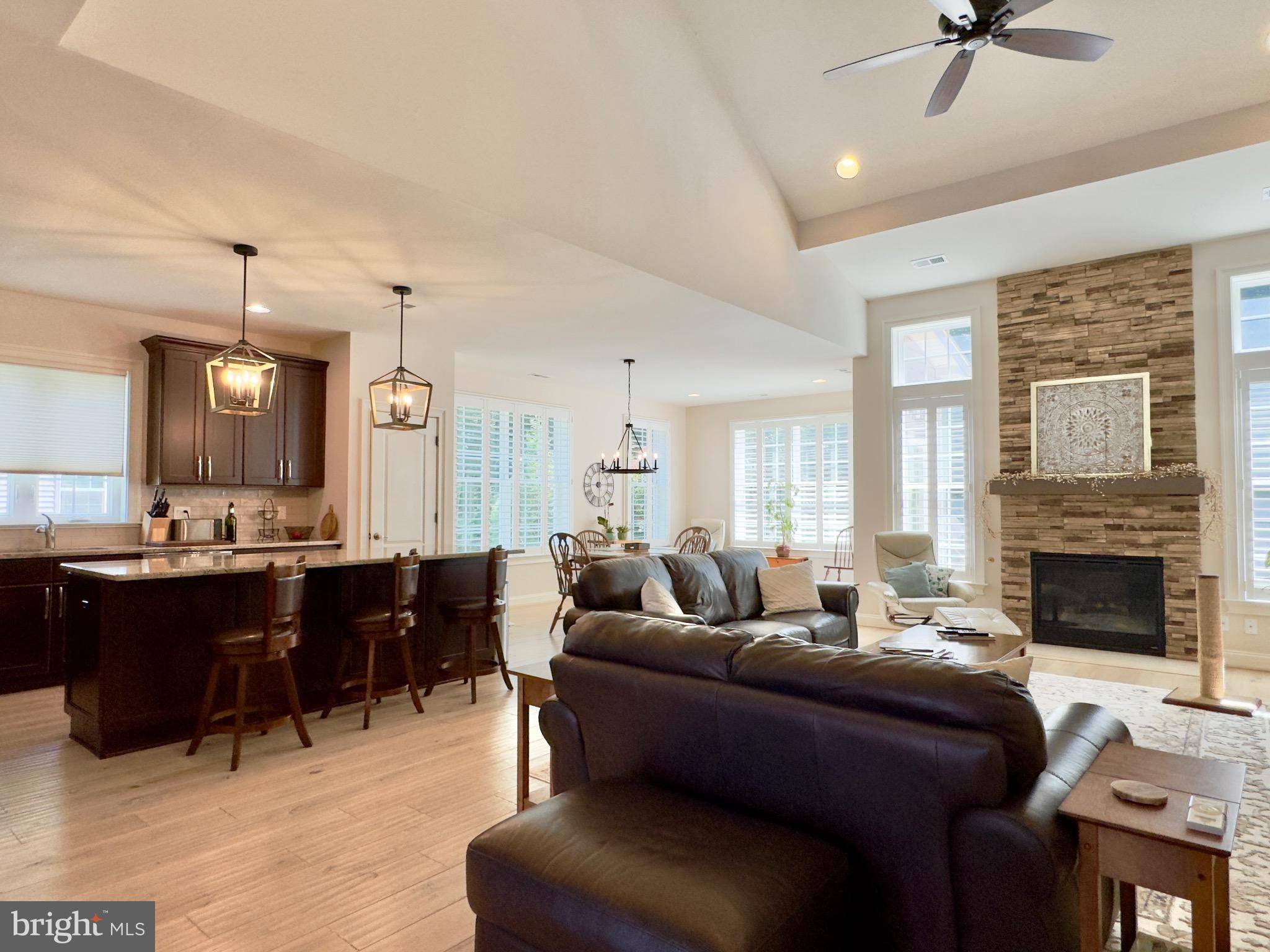 Sewell, NJ 08080,22 STEPPING STONE LN