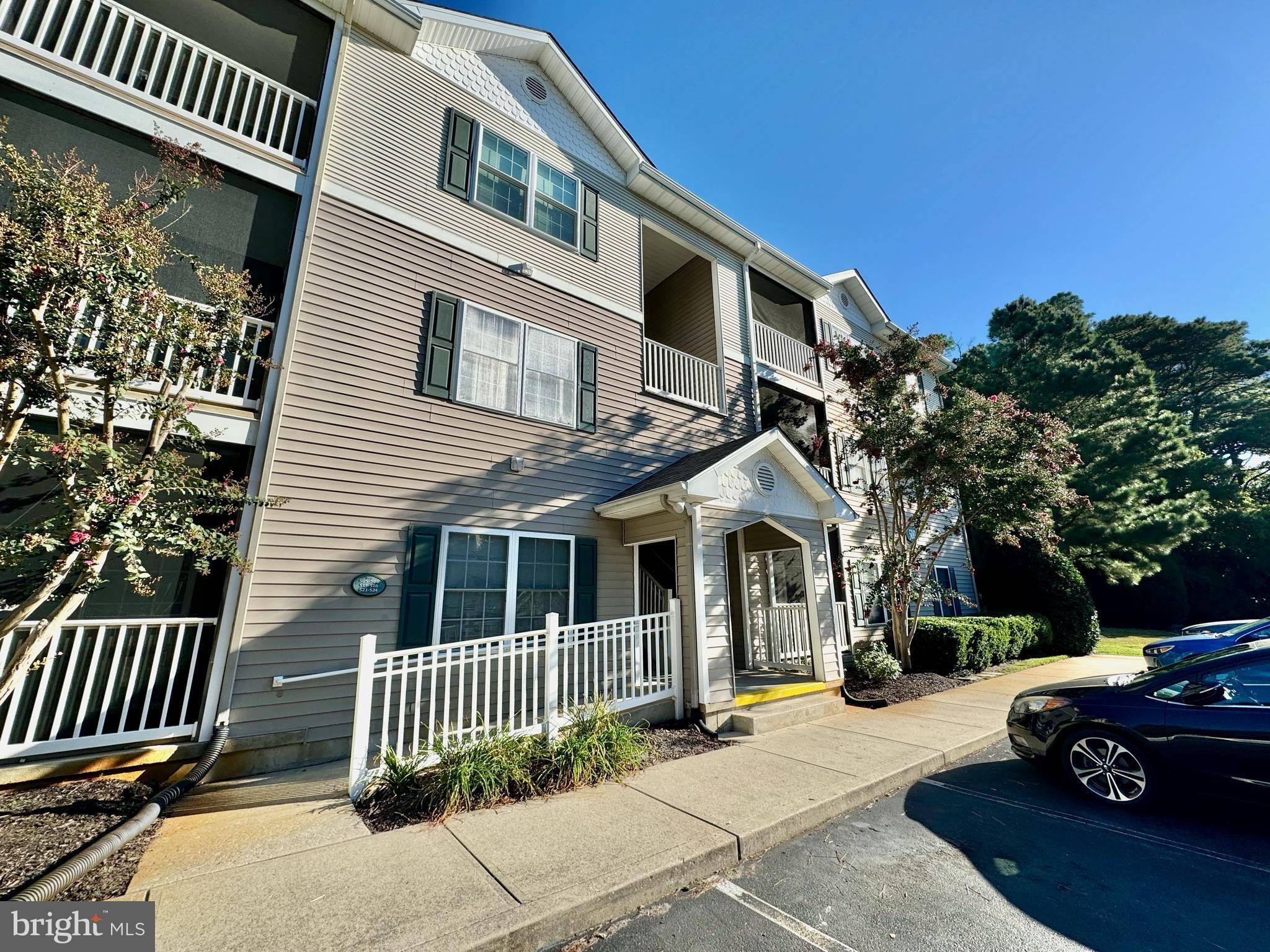 Rehoboth Beach, DE 19971,500 CASCADE LN #507