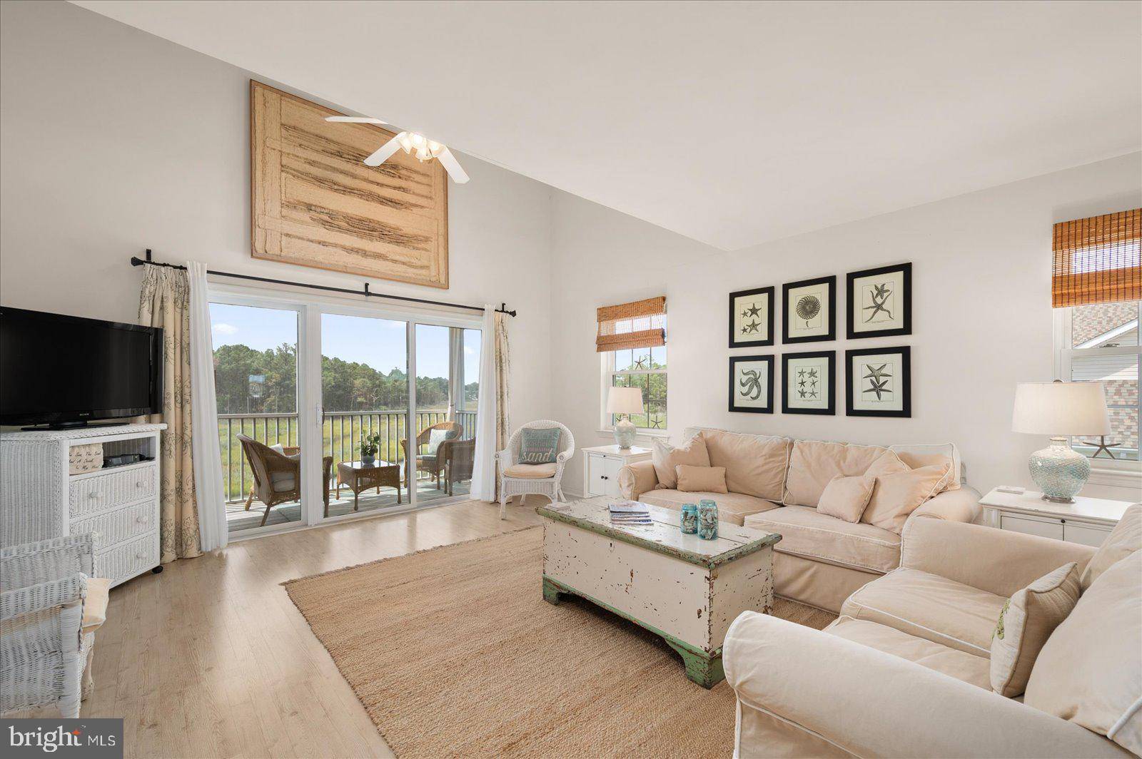 Ocean View, DE 19970,37494 PETTINARO DR #8706