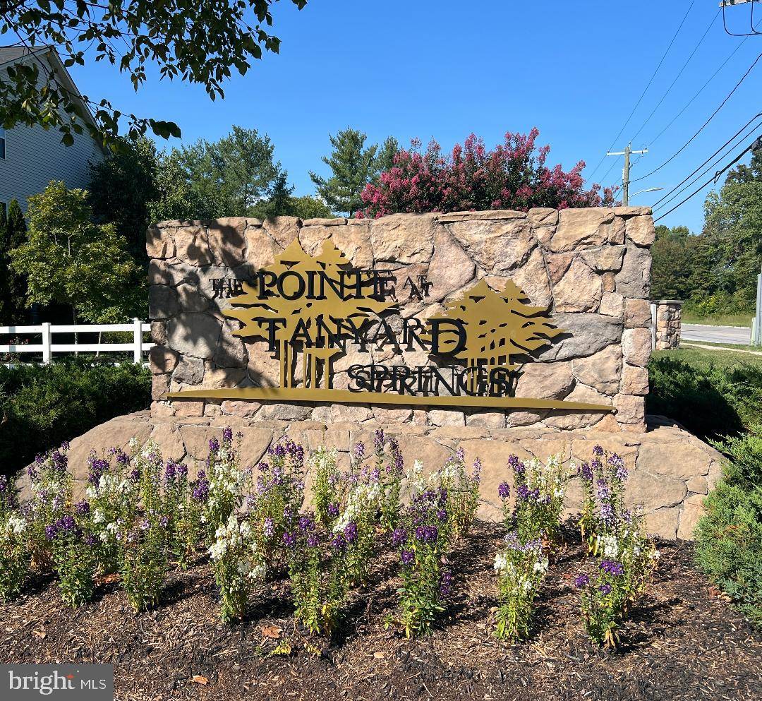 Glen Burnie, MD 21060,666 WARBLERS PERCH WAY