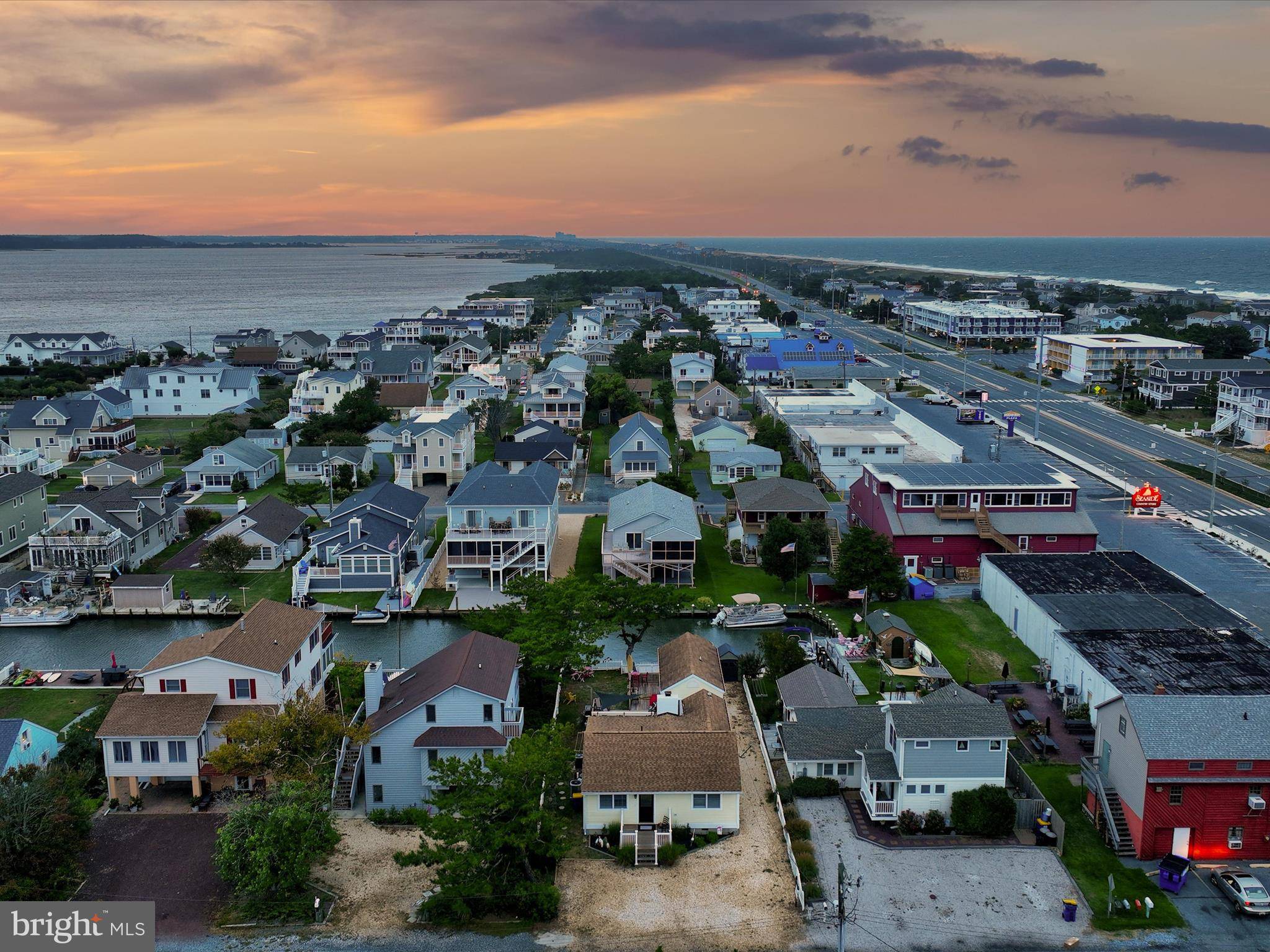 Fenwick Island, DE 19944,3 W FARMINGTON ST